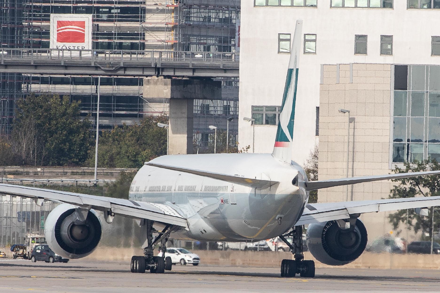 Frankfurt Airport: Cathay Pacific (CX / CPA) |  Boeing 777-367(ER) B77W | B-KPK | MSN 36158