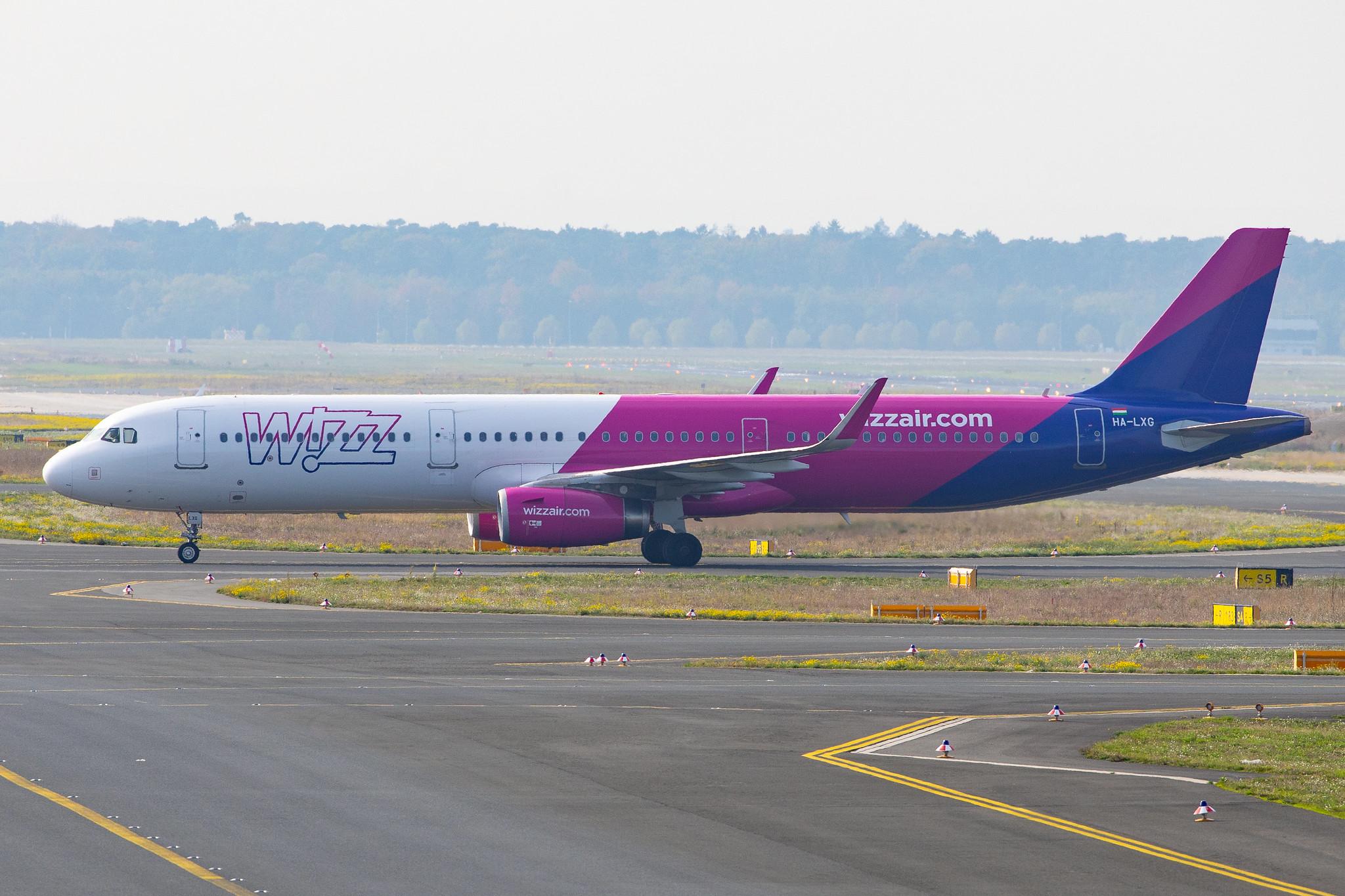 Frankfurt Airport: Wizz Air (W6 / WZZ) |  Airbus A321-231 A321 | HA-LXG | MSN 7182