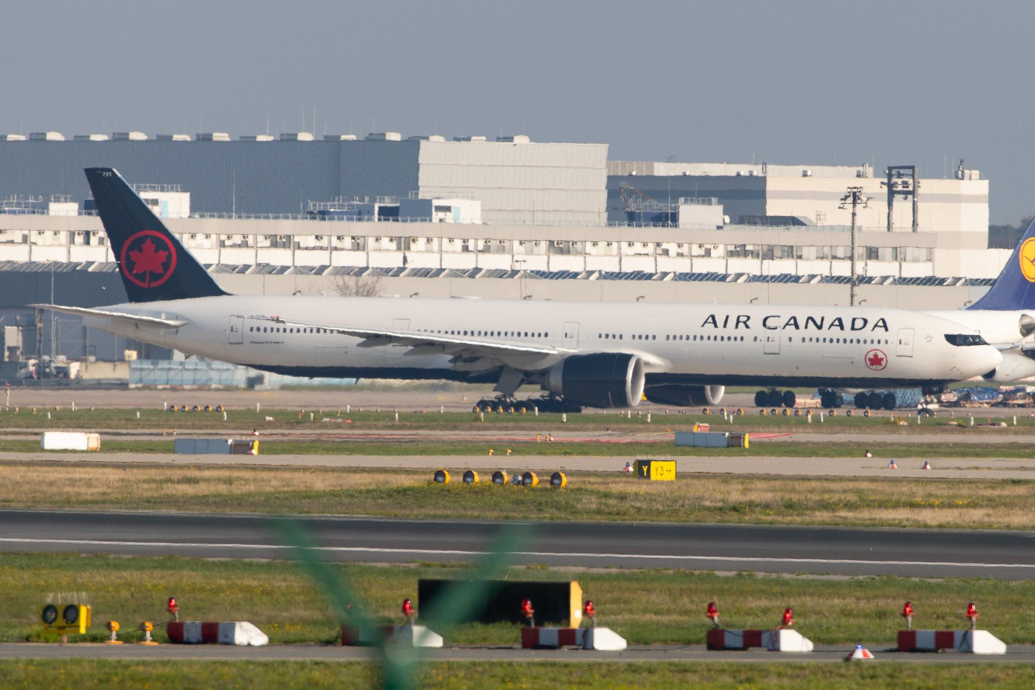 Frankfurt Airport: Air Canada (AC / ACA) |  Boeing 777-333(ER) B77W | C-FITL | MSN 35256