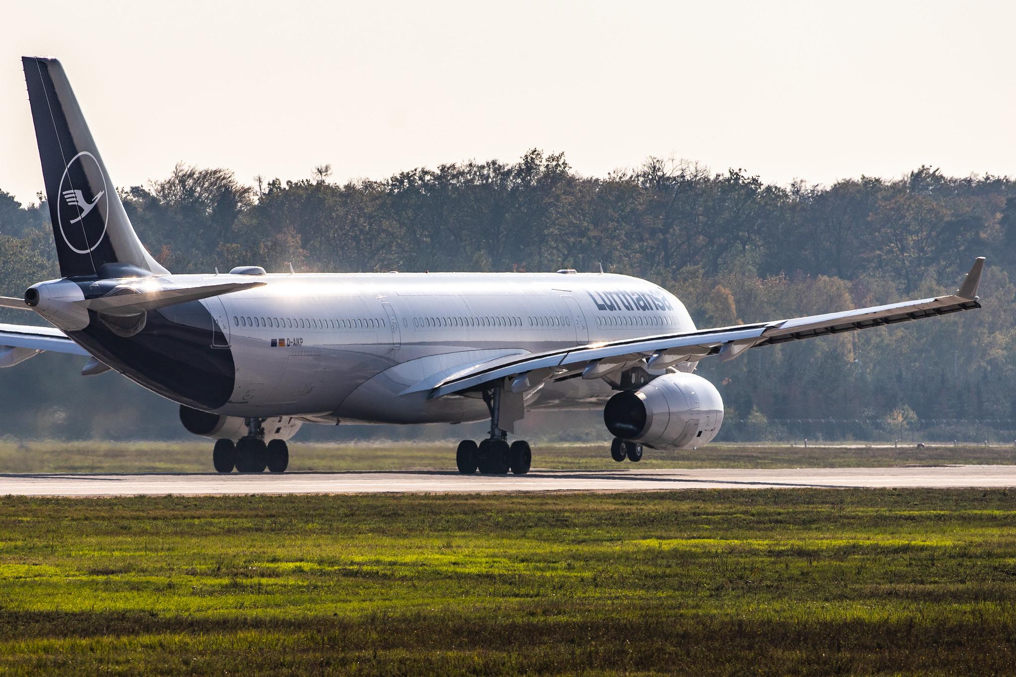 Frankfurt Airport: Lufthansa (LH / DLH) |  Airbus A330-343 A333 | D-AIKP | MSN 1292