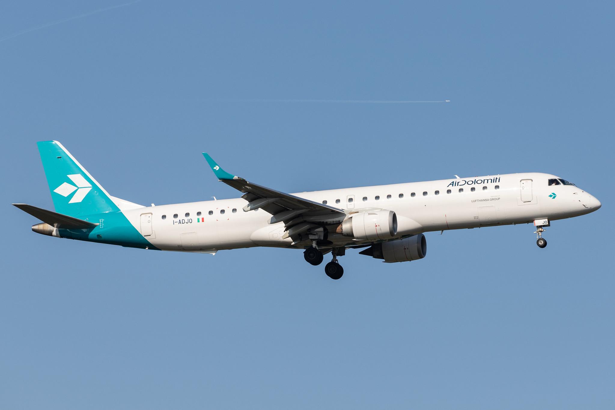 Frankfurt Airport: Air Dolomiti (EN / DLA) |  Embraer ERJ-195LR E195 | I-ADJO | MSN 19000280