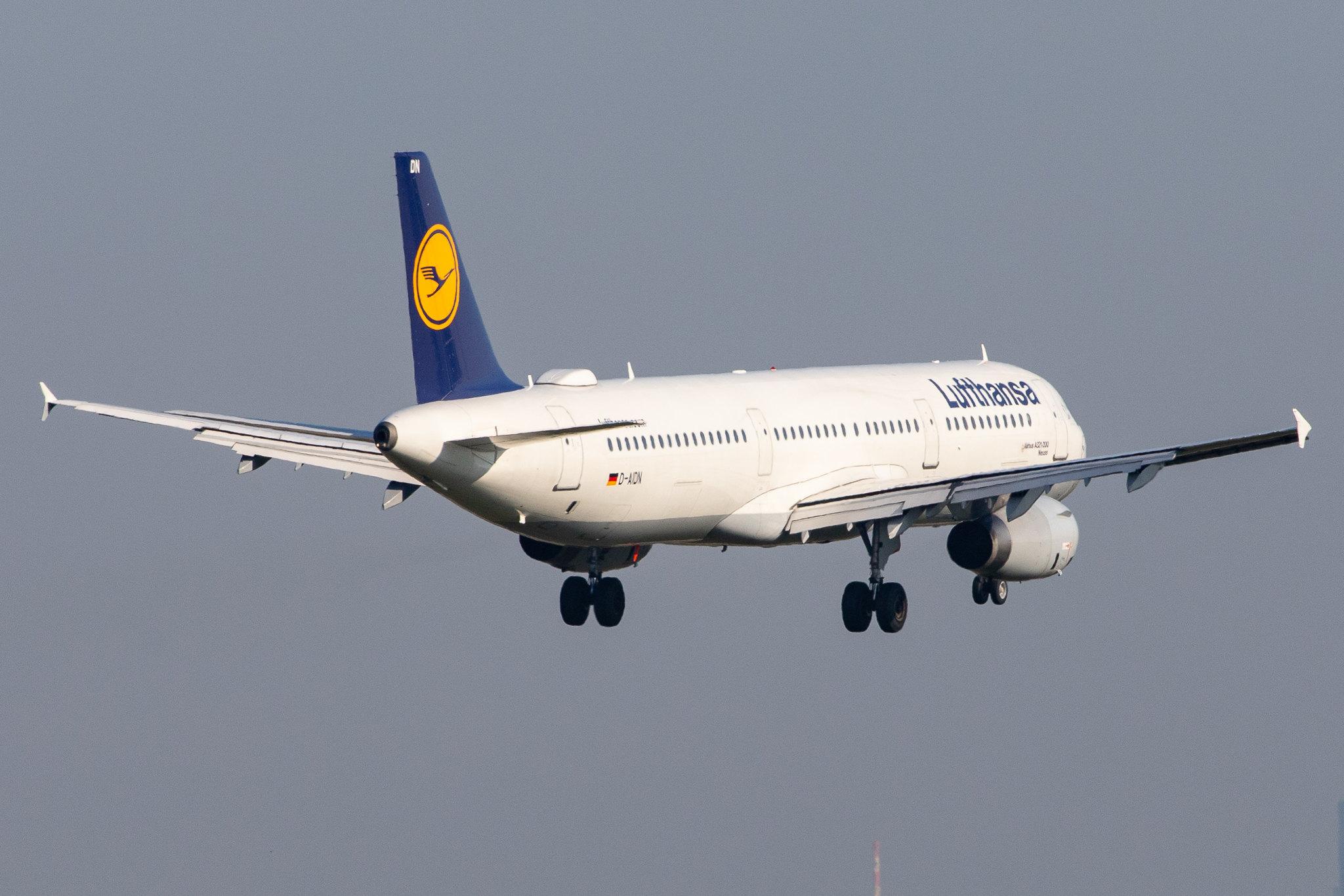 Frankfurt Airport: Lufthansa (LH / DLH) |  Airbus A321-231 A321 | D-AIDN | MSN 4976