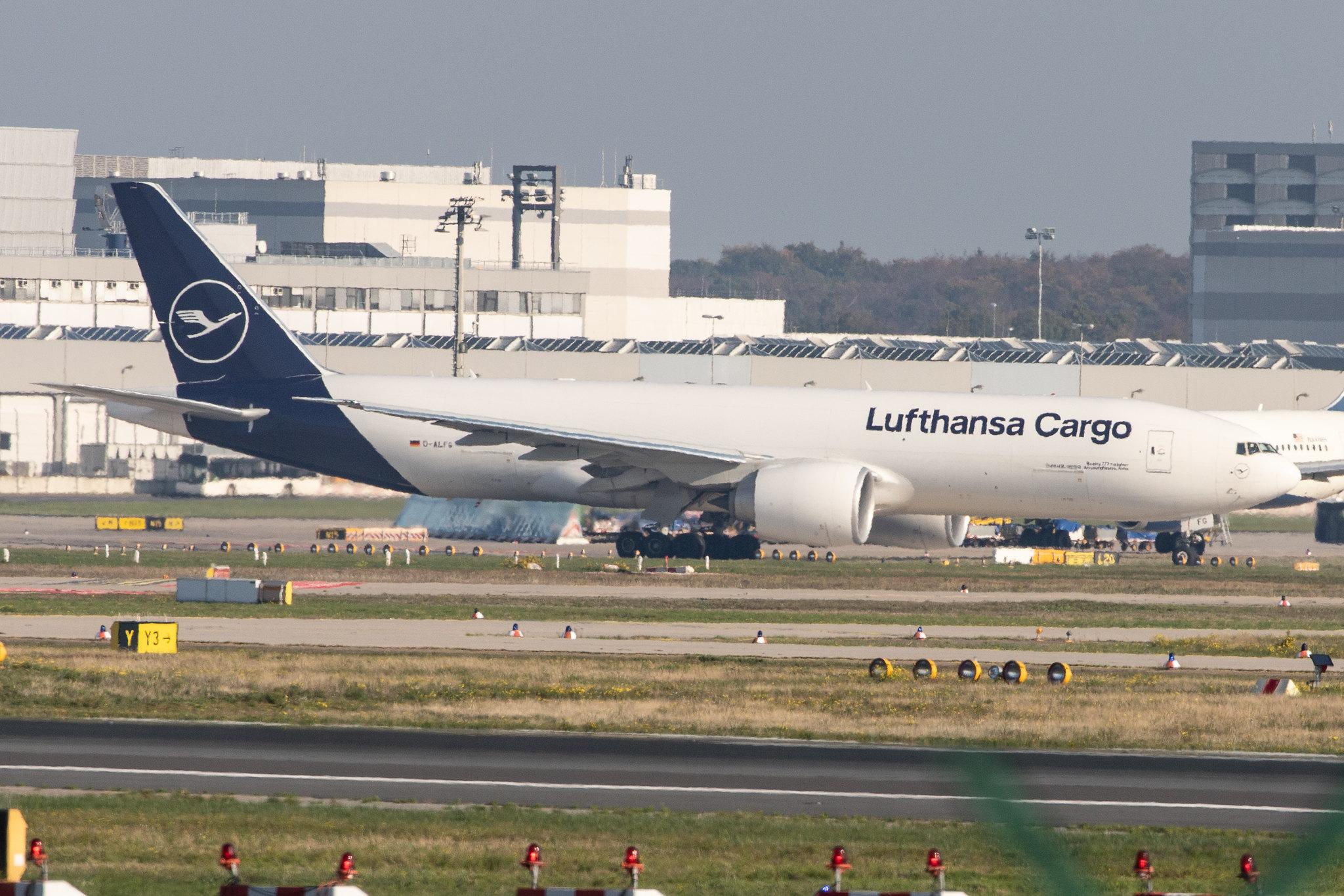 Frankfurt Airport: Lufthansa Cargo (/ GEC) |  Boeing 777-FBT B77L | D-ALFG | MSN 66090