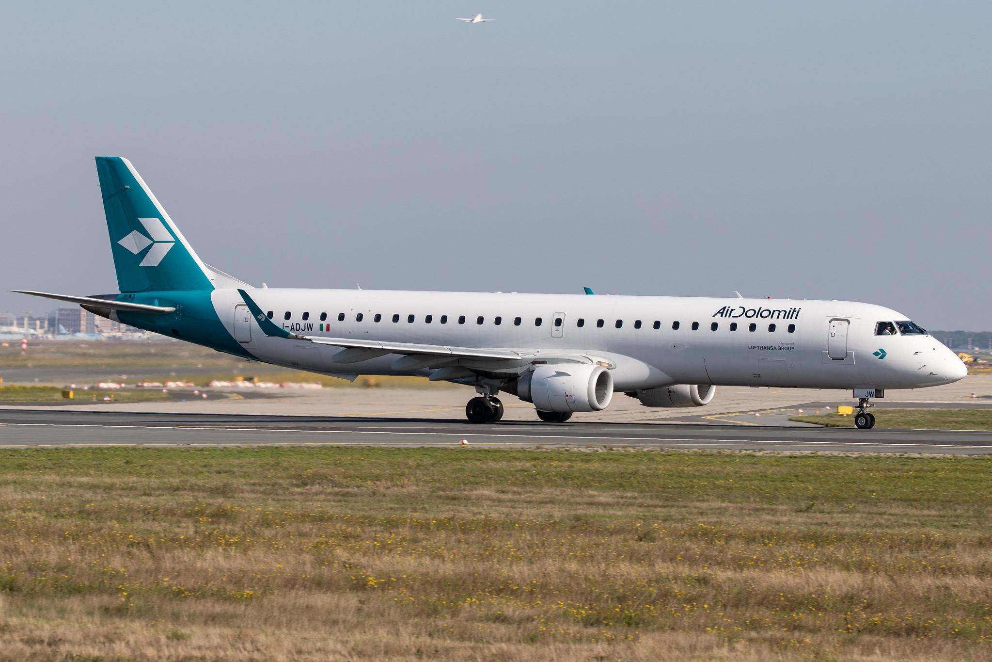 Frankfurt Airport: Air Dolomiti (EN / DLA) |  Embraer ERJ-195LR E195 | I-ADJW | MSN 19000297