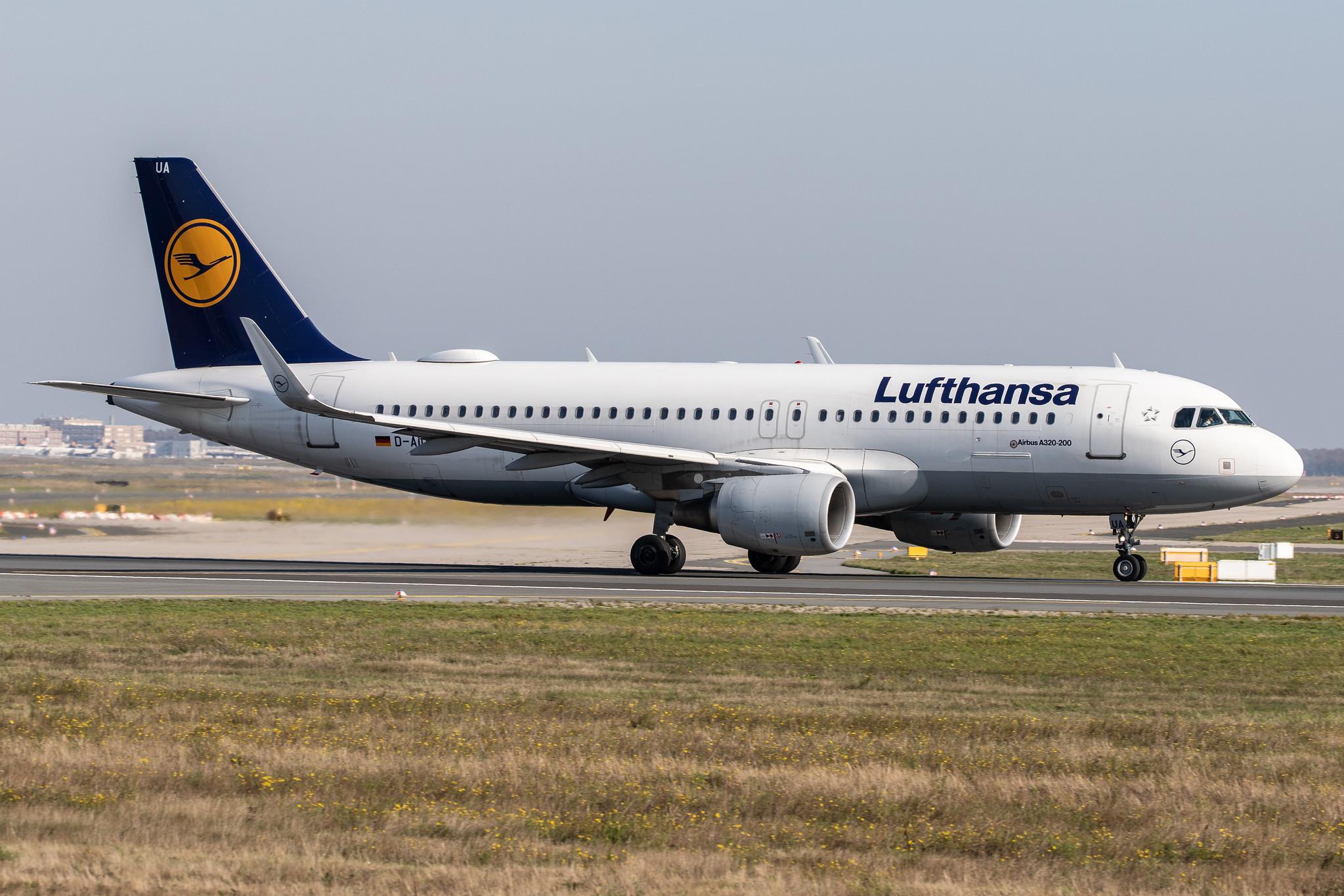 Frankfurt Airport: Lufthansa (LH / DLH) |  Airbus A320-214 A320 | D-AIUA | MSN 5935