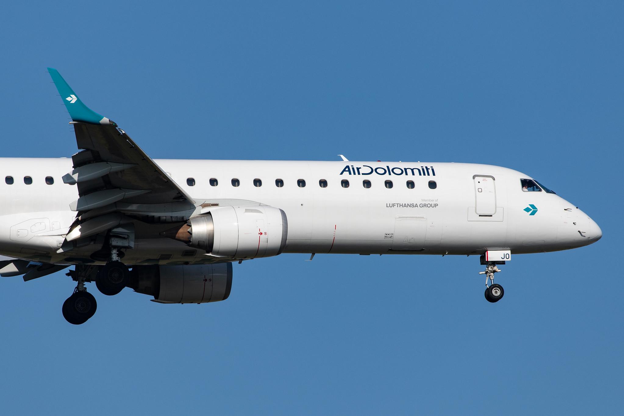 Frankfurt Airport: Air Dolomiti (EN / DLA) |  Embraer ERJ-195LR E195 | I-ADJO | MSN 19000280