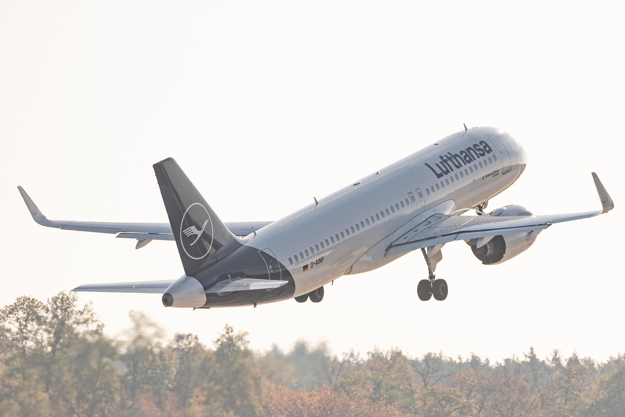 Frankfurt Airport: Lufthansa (LH / DLH) |  Airbus A320-271N A20N | D-AINP | MSN 8622