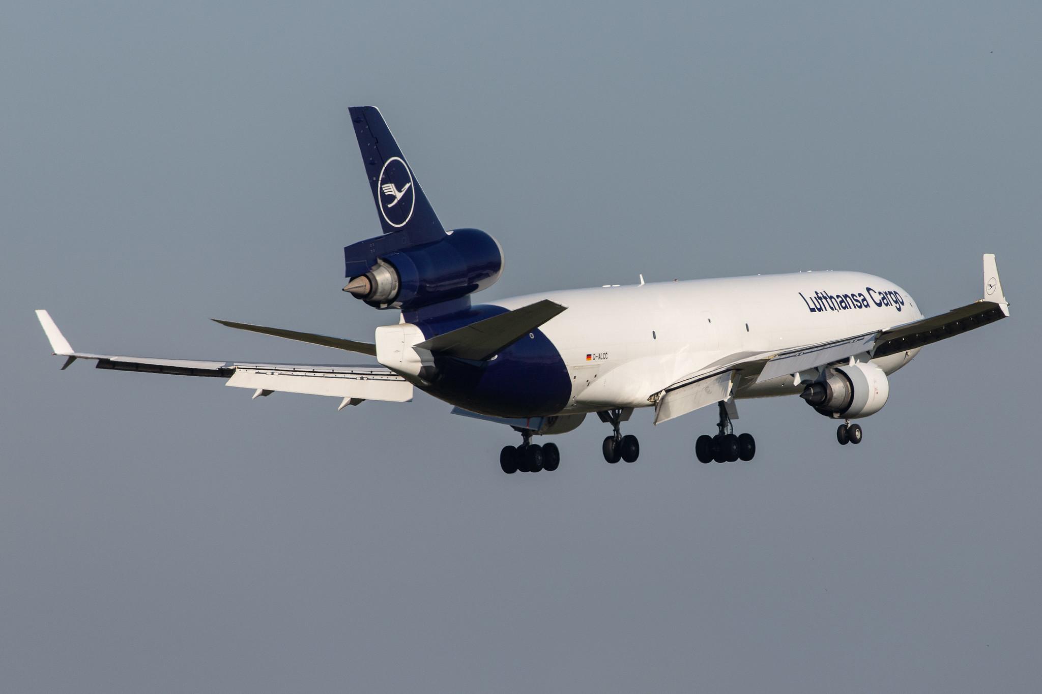 Frankfurt Airport: Lufthansa Cargo (/ GEC) |  McDonnell Douglas MD-11F MD11 | D-ALCC | MSN 48783