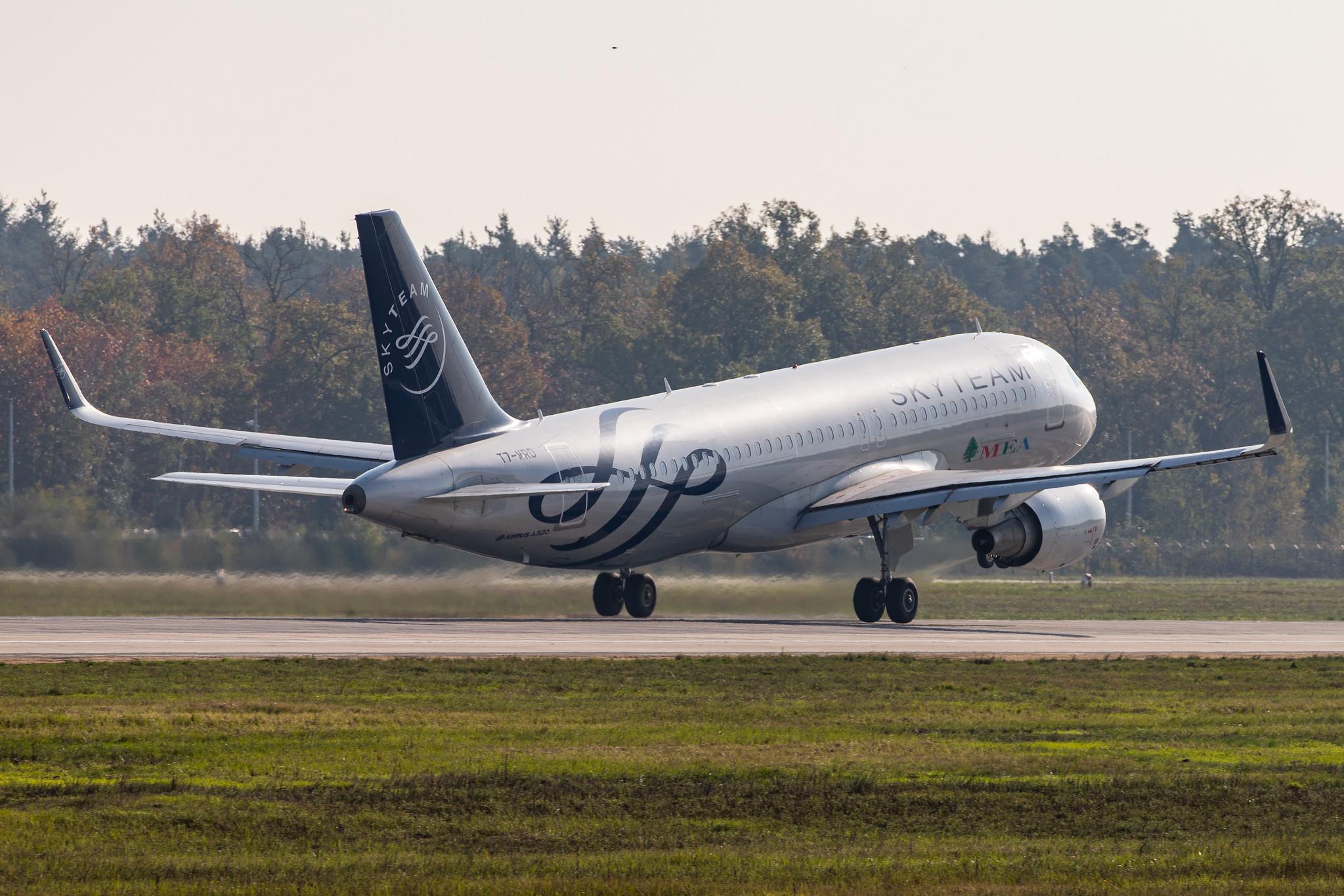 Frankfurt Airport: MEA (ME / MEA) |  Livery: SkyTeam Livery |  Airbus A320-214 A320 | T7-MRD | MSN 5746