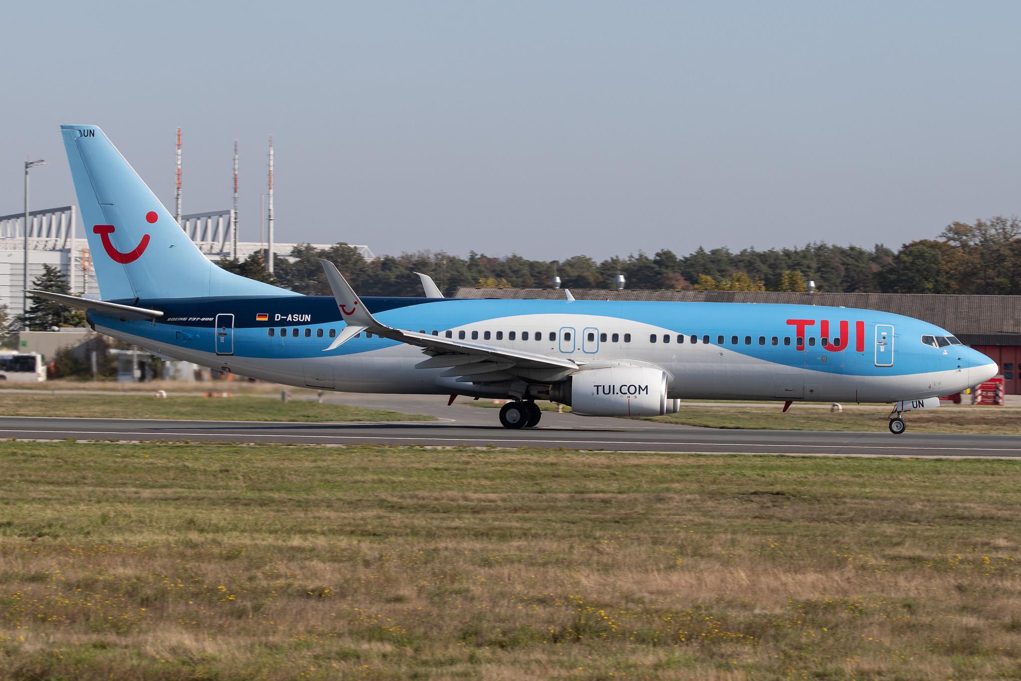 Frankfurt Airport: TUI (X3 / TUI) | Operator: TUI fly |  Boeing 737-8BK B738 | D-ASUN | MSN 33023