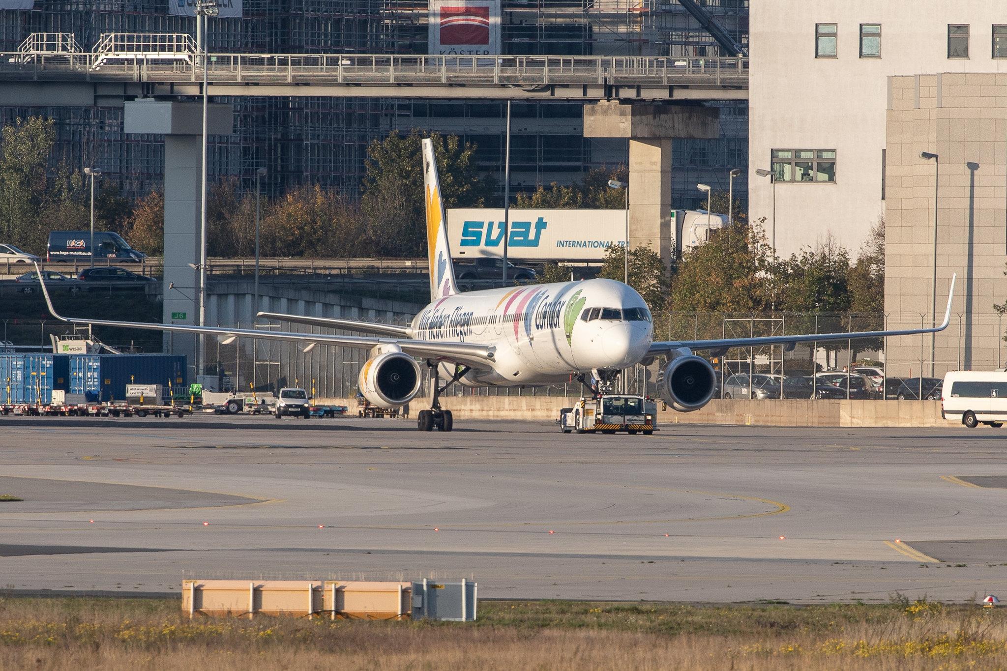 Frankfurt Airport: Condor (DE / CFG) |  Livery: Wir Lieben Fliegen Livery |  Boeing 757-330 B753 | D-ABON | MSN 29023