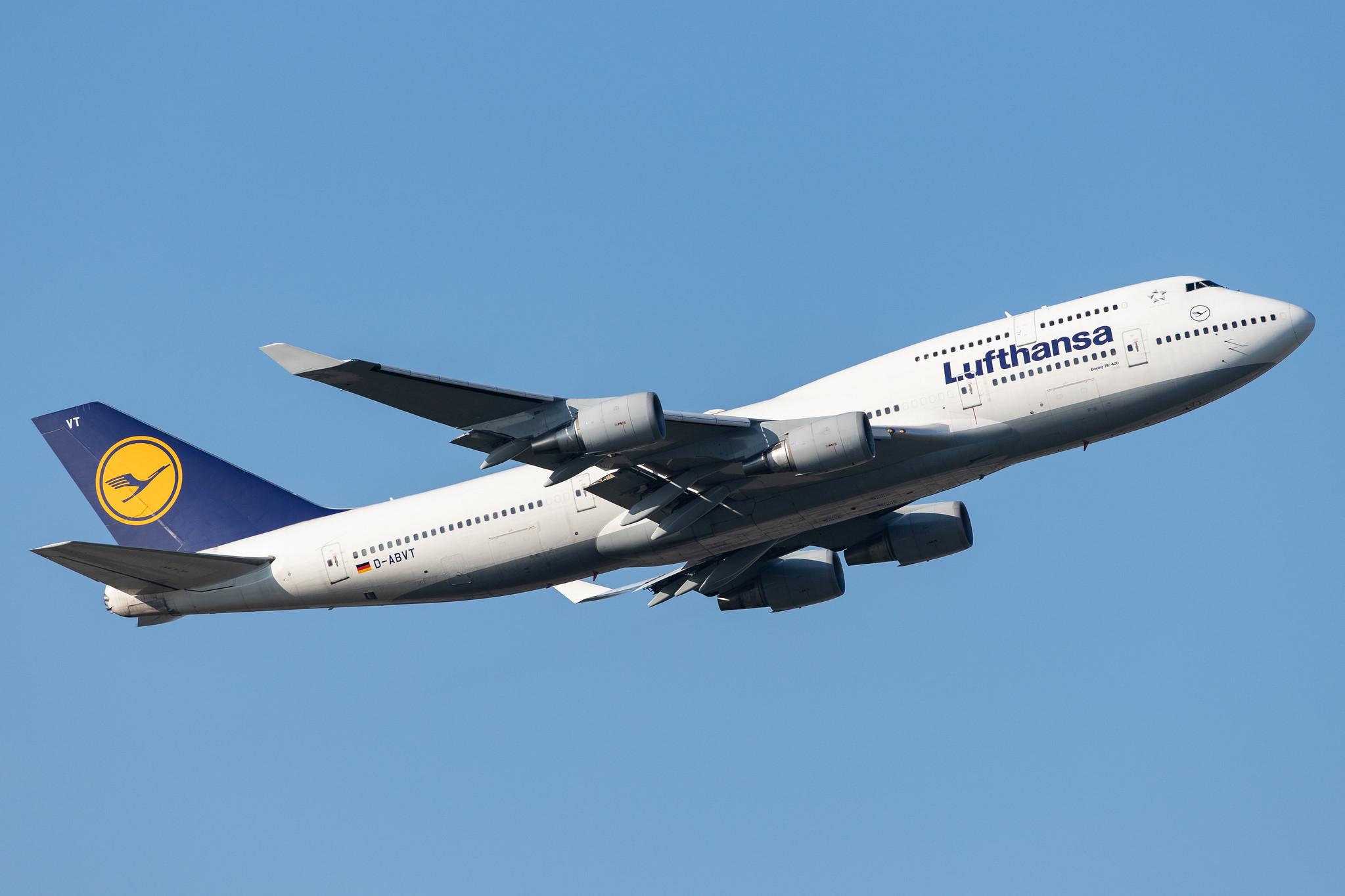 Frankfurt Airport: Lufthansa (LH / DLH) |  Boeing 747-430 B744 | D-ABVT | MSN 28287