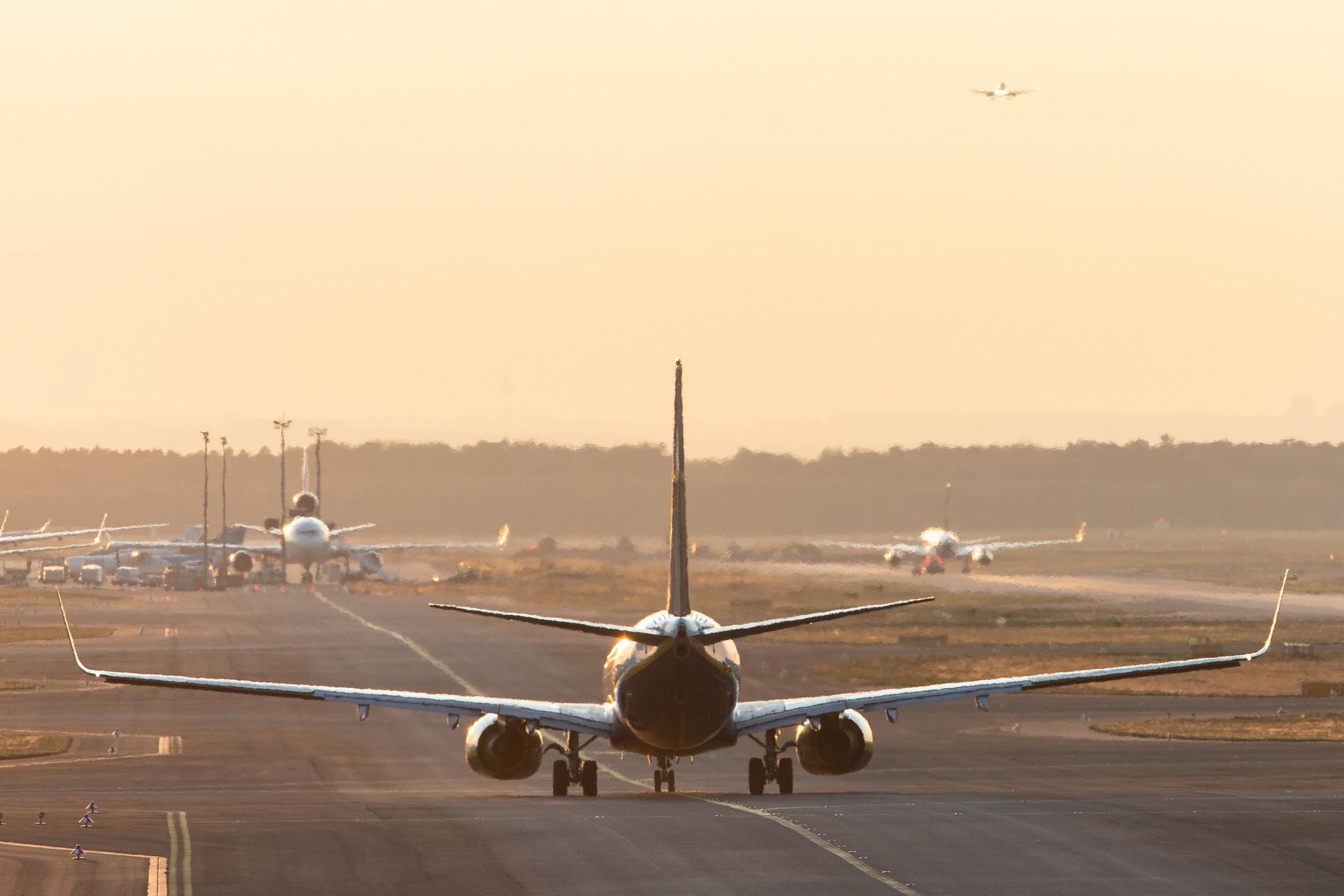 Frankfurt Airport: Ryanair (FR / RYR) |  Boeing 737-8AS B738 | EI-DYL | MSN 36574