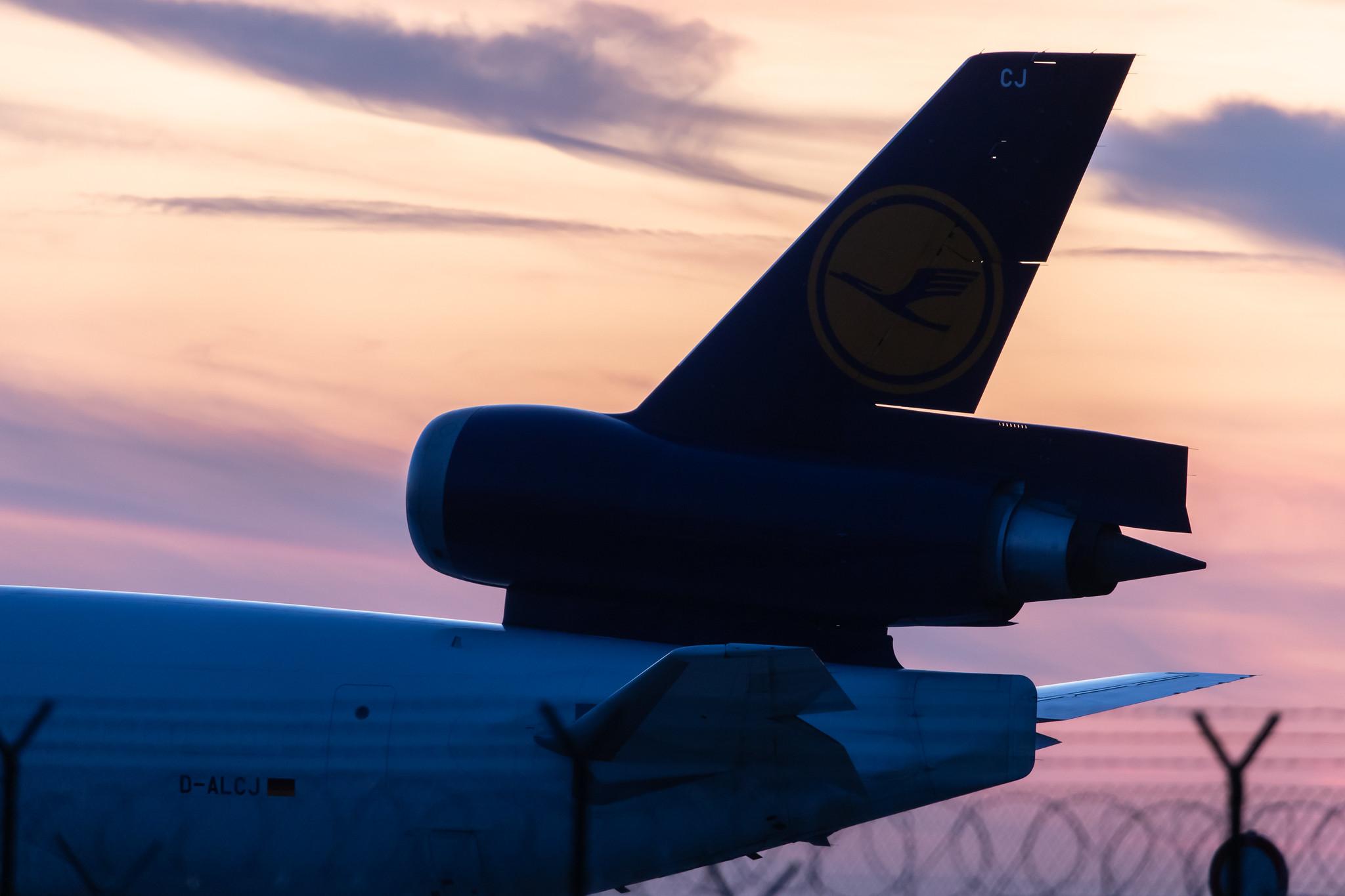 Frankfurt Airport: Lufthansa Cargo (/ GEC) |  McDonnell Douglas MD-11F MD11 | D-ALCJ | MSN 48802
