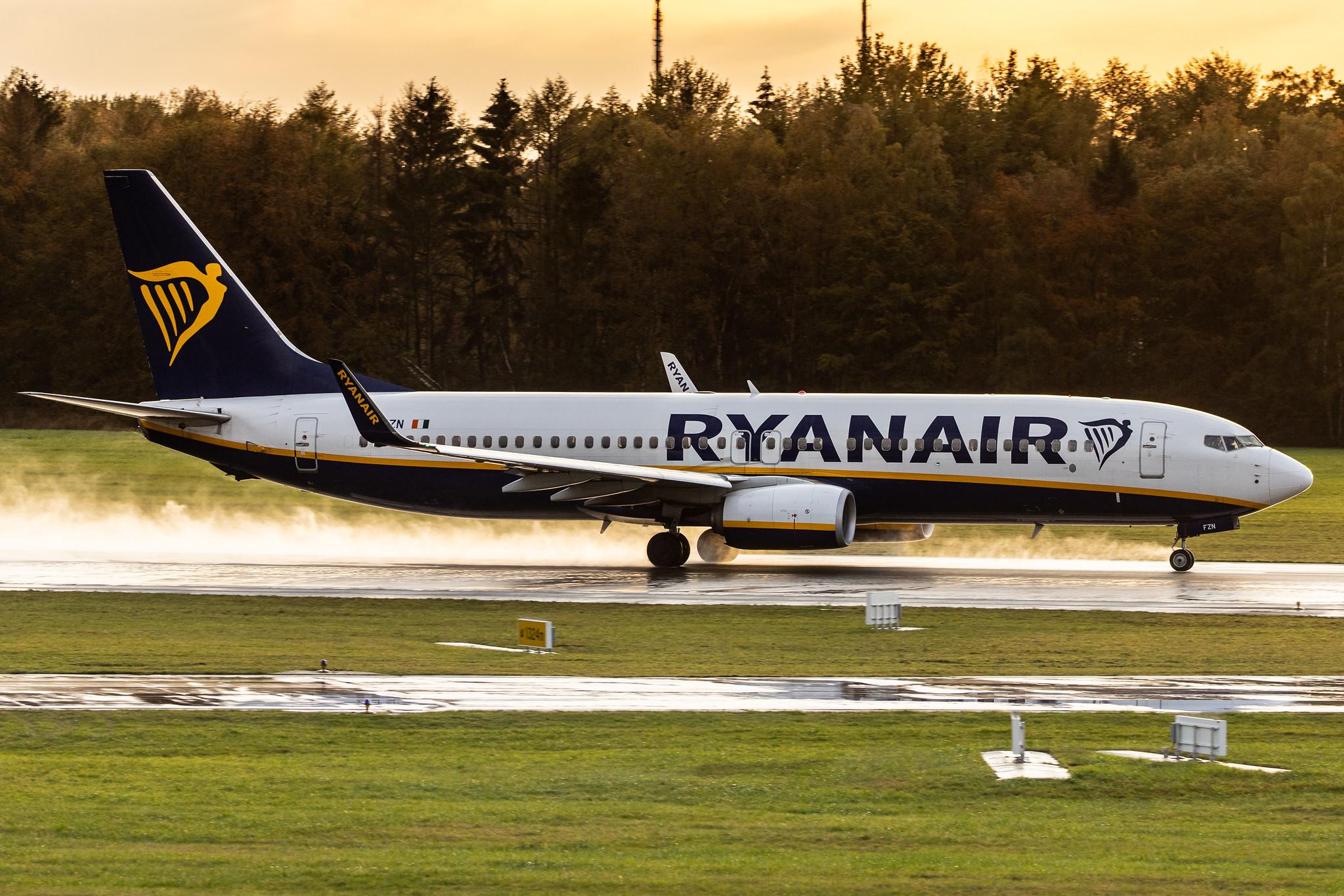 Hamburg Airport: Ryanair (FR / RYR) |  Boeing 737-8AS B738 | EI-FZN | MSN 44786
