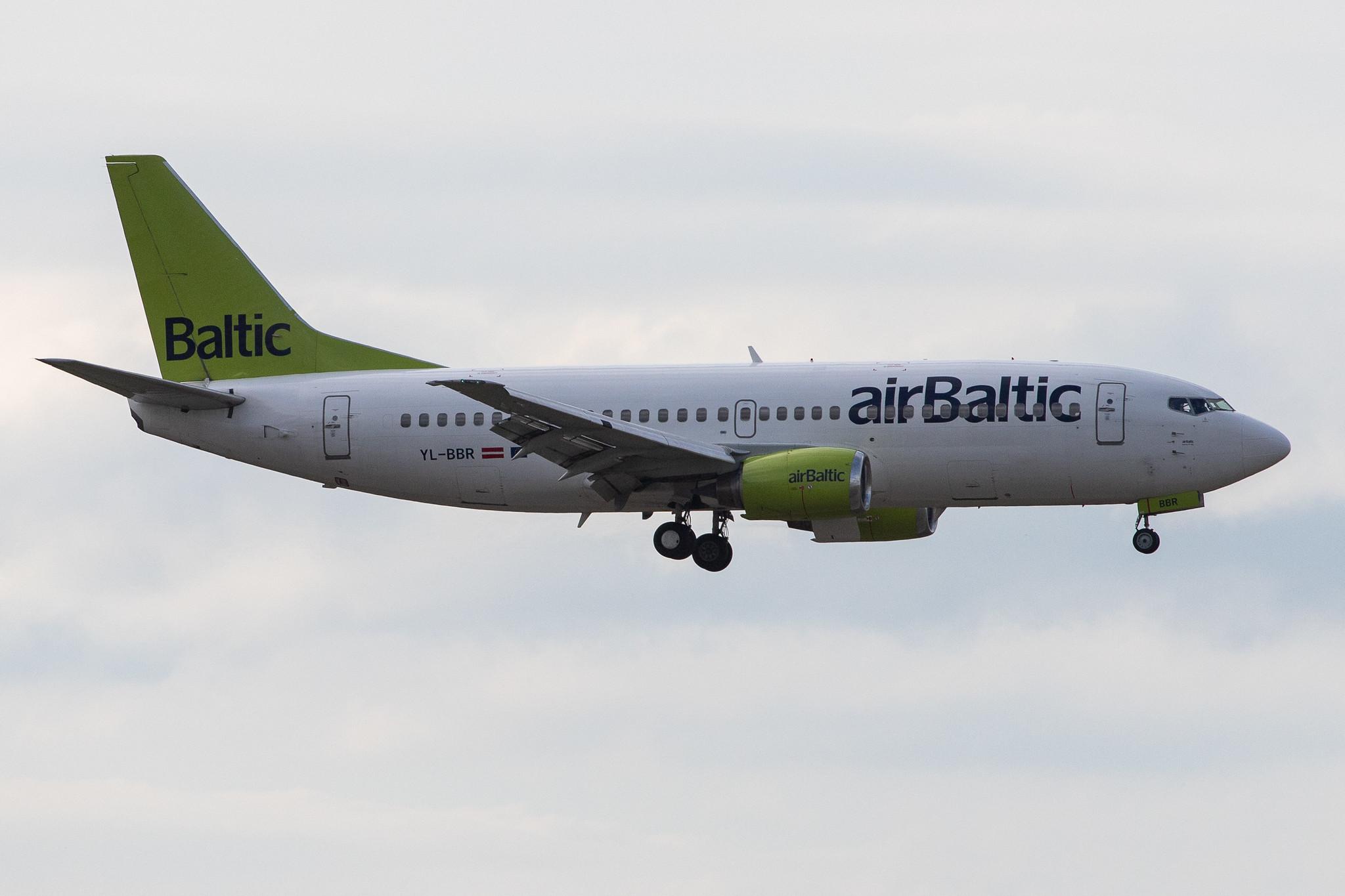 Düsseldorf Airport: Air Baltic (BT / BTI) |  Boeing 737-31S B733 | YL-BBR | MSN 29266