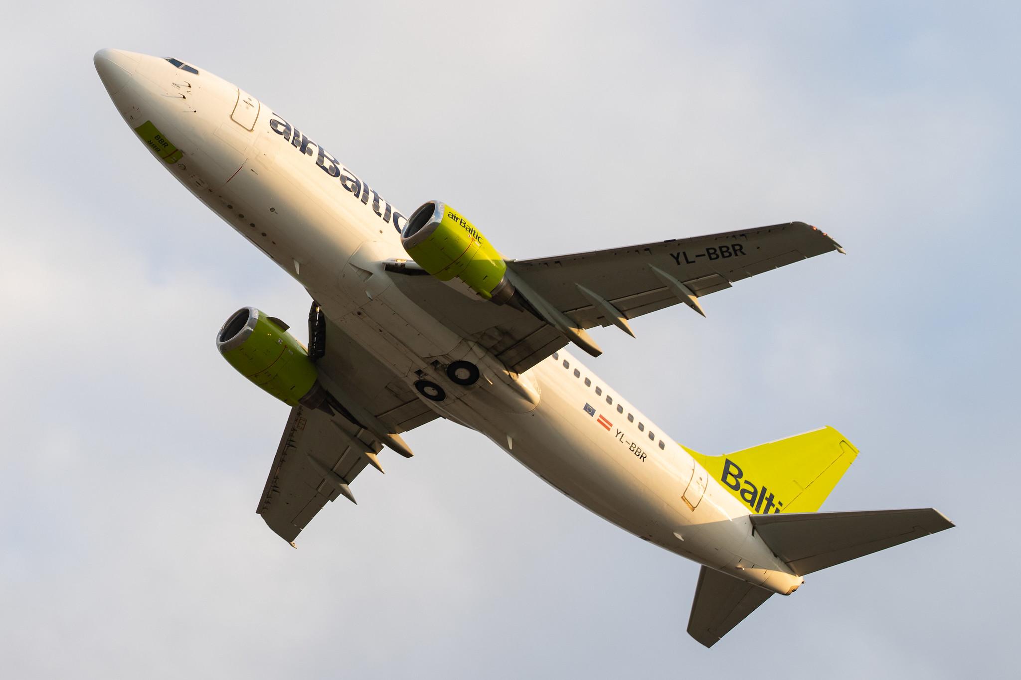 Düsseldorf Airport: Air Baltic (BT / BTI) |  Boeing 737-31S B733 | YL-BBR | MSN 29266
