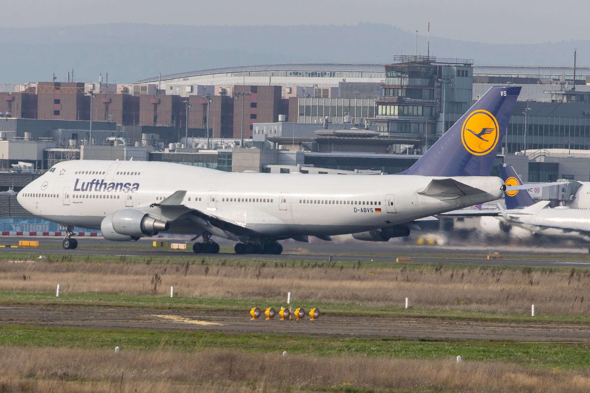 Frankfurt Airport: Lufthansa (LH / DLH) |  Boeing 747-430 B744 | D-ABVS | MSN 28286