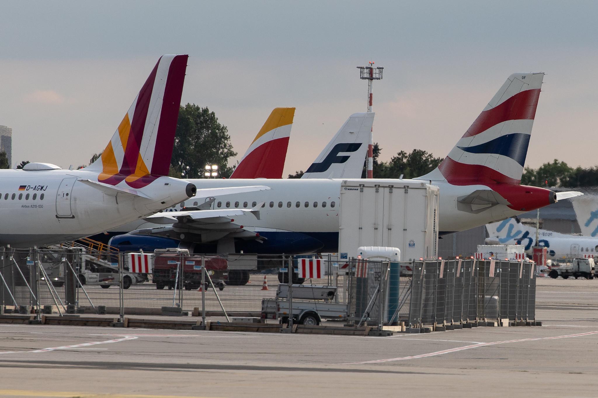Düsseldorf Airport: Vorfeld |