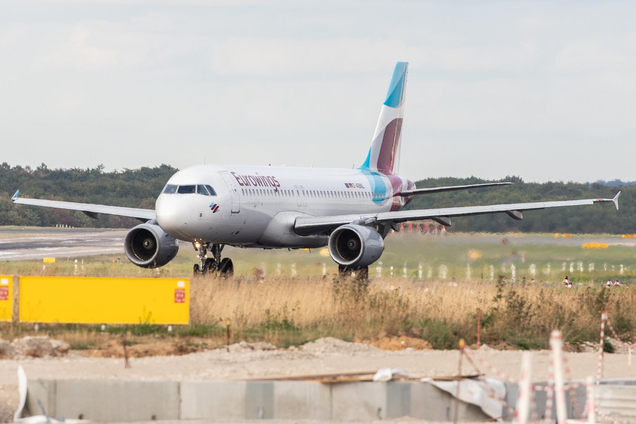 Düsseldorf Airport: Eurowings (EW / EWG) |  Airbus A320-214 A320 | D-ABNL | MSN 1852