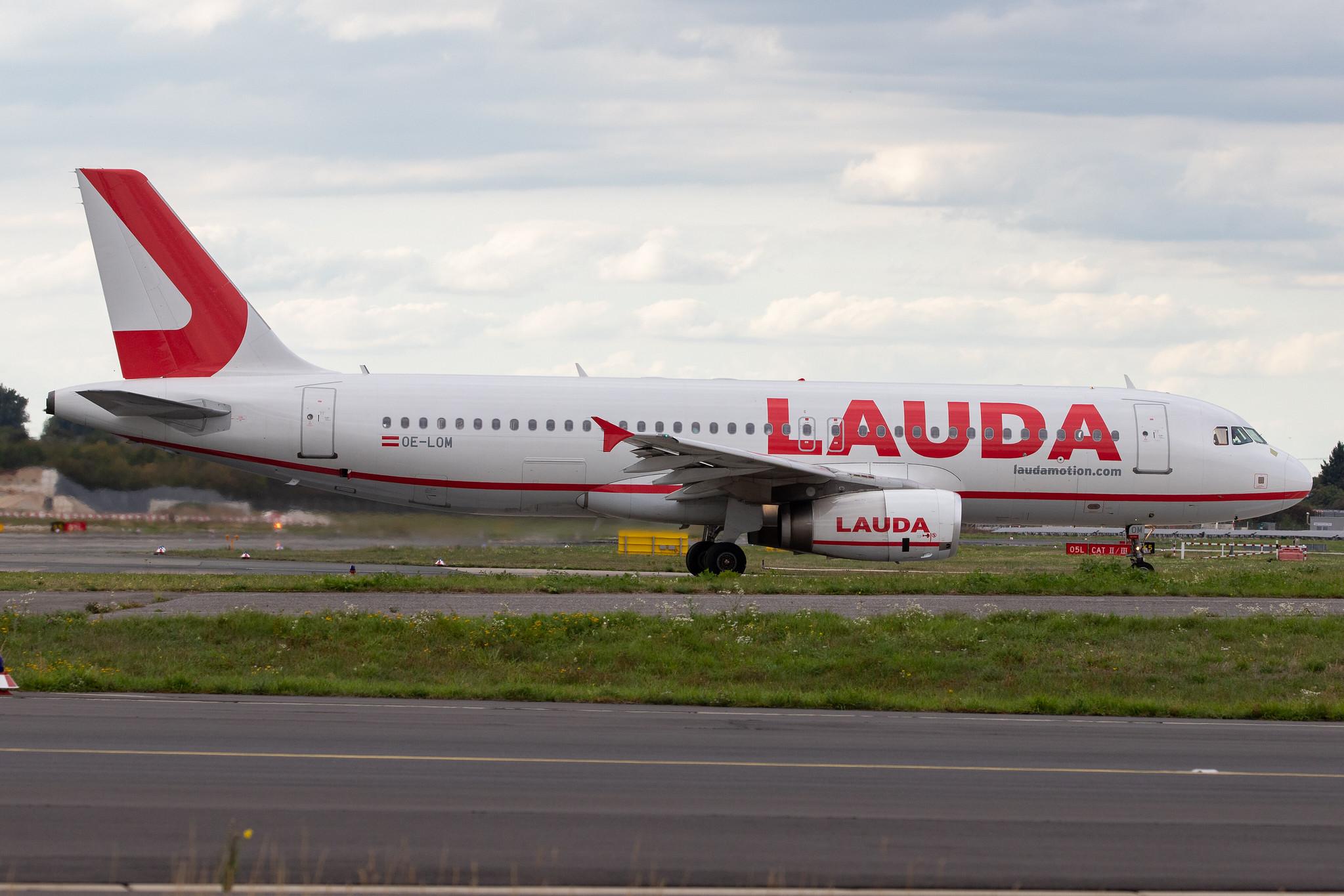 Düsseldorf Airport: Laudamotion (OE / LDM) |  Airbus A320-232 A320 | OE-LOM | MSN 2984