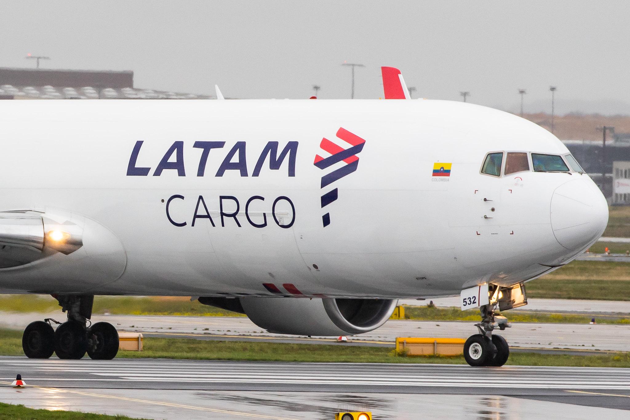 Frankfurt Airport: LATAM Cargo Chile (UC / LCO) |  Boeing 767-316F(ER) B763 | N532LA | MSN 30780