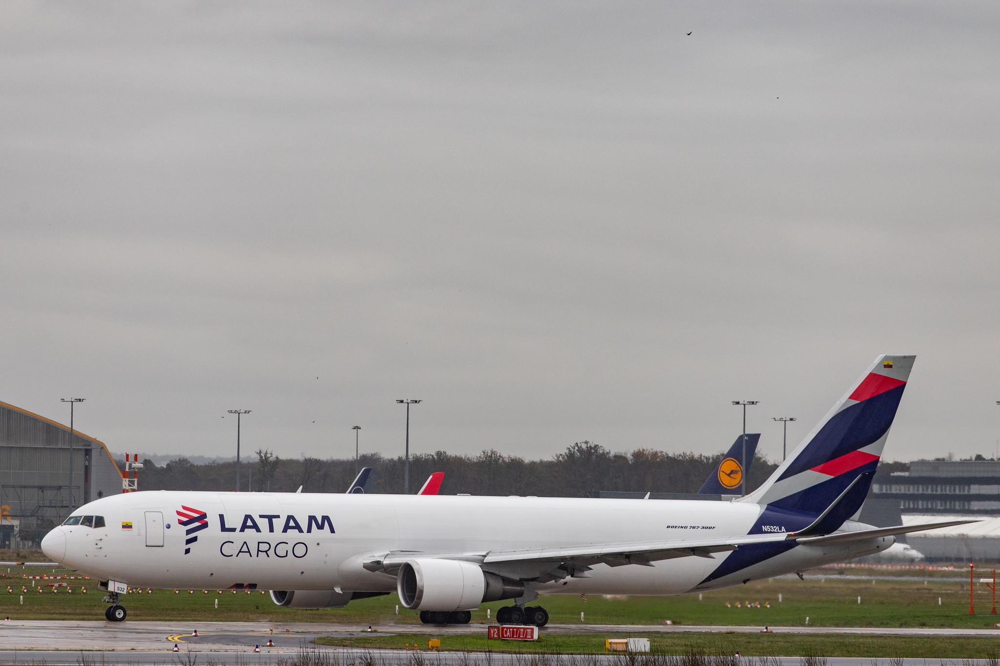 Frankfurt Airport: LATAM Cargo Chile (UC / LCO) |  Boeing 767-316F(ER) B763 | N532LA | MSN 30780