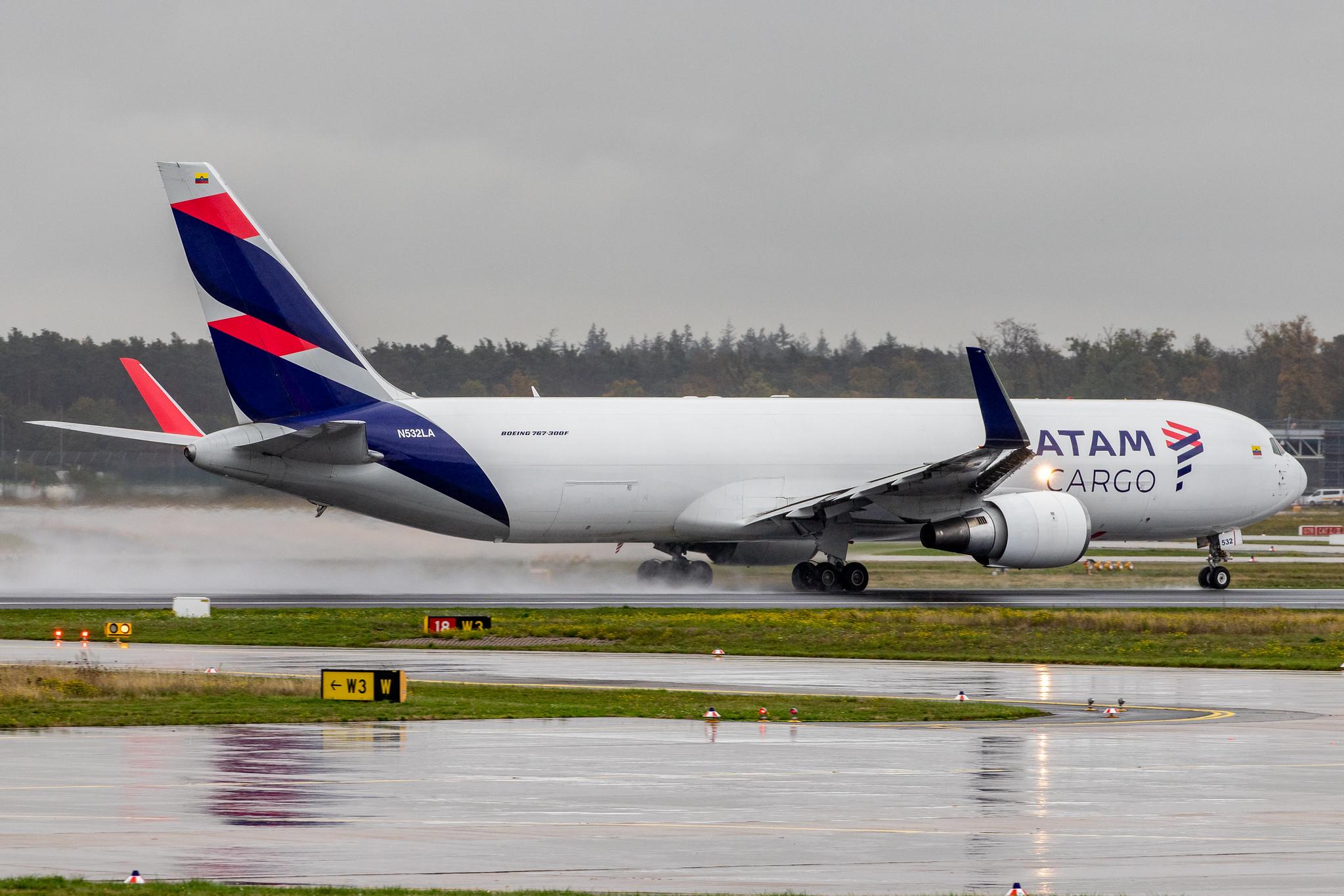 Frankfurt Airport: LATAM Cargo Chile (UC / LCO) |  Boeing 767-316F(ER) B763 | N532LA | MSN 30780