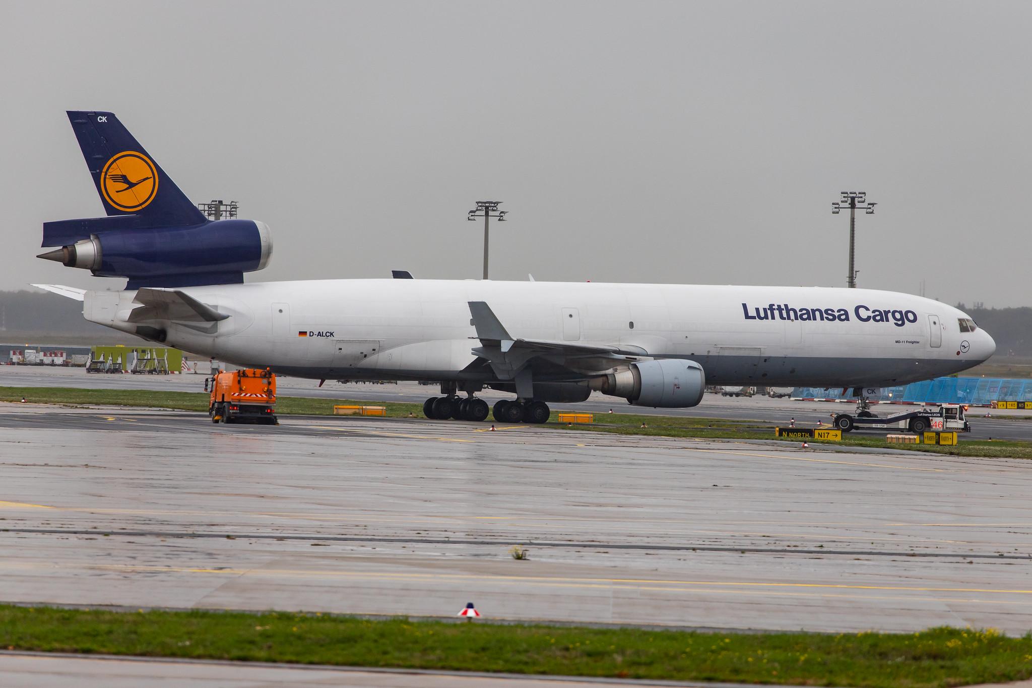 Frankfurt Airport: Lufthansa Cargo (/ GEC) |  McDonnell Douglas MD-11F MD11 | D-ALCK | MSN 48803