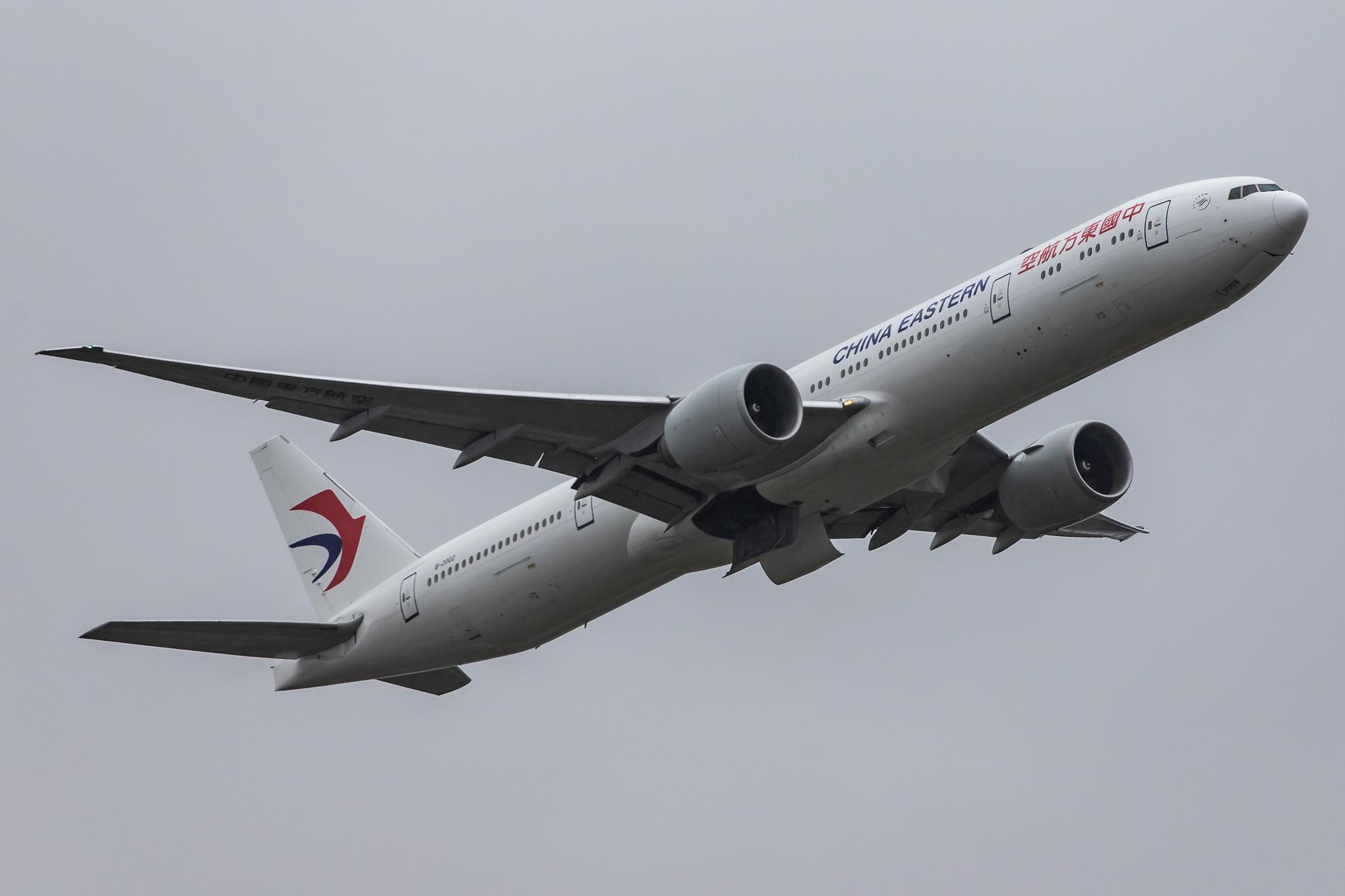 Frankfurt Airport: China Eastern Airlines (MU / CES) |  Boeing 777-39P(ER) B77W | B-2002 | MSN 43288