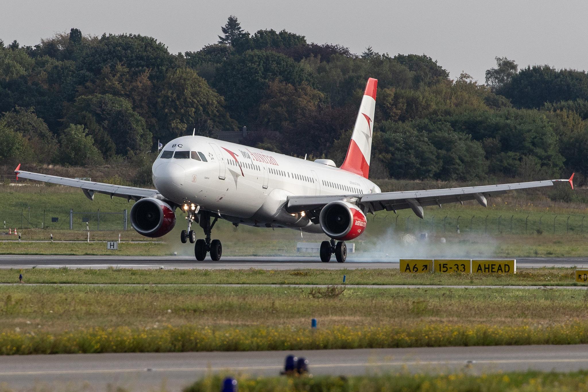 Hamburg Airport: Austrian Airlines (OS / AUA) |  Airbus A321-111 A321 | OE-LBC | MSN 0581