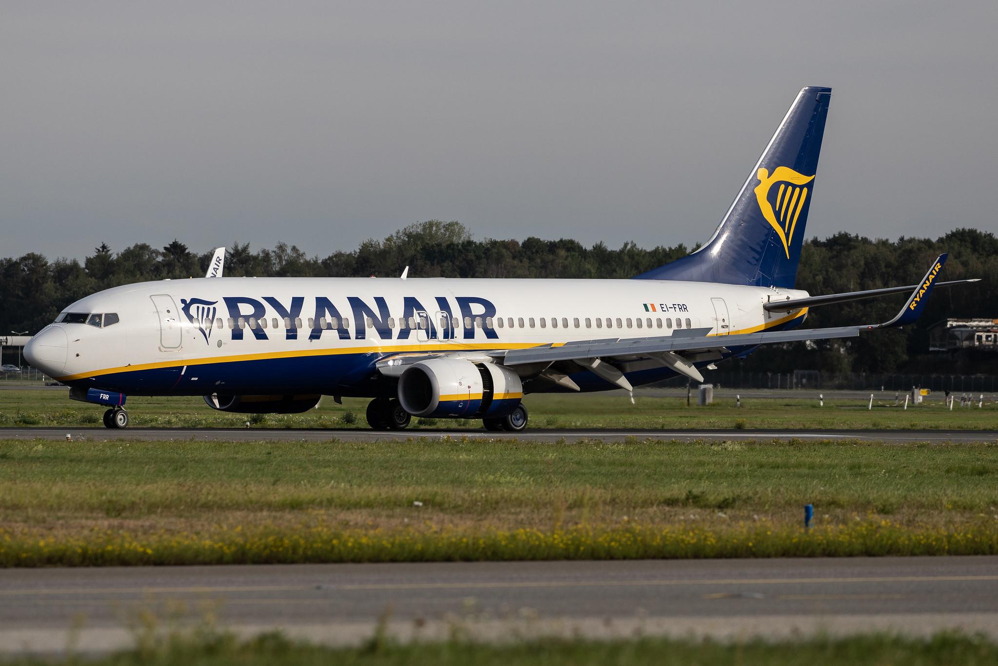 Hamburg Airport: Ryanair (FR / RYR) |  Boeing 737-8AS B738 | EI-FRR | MSN 44739