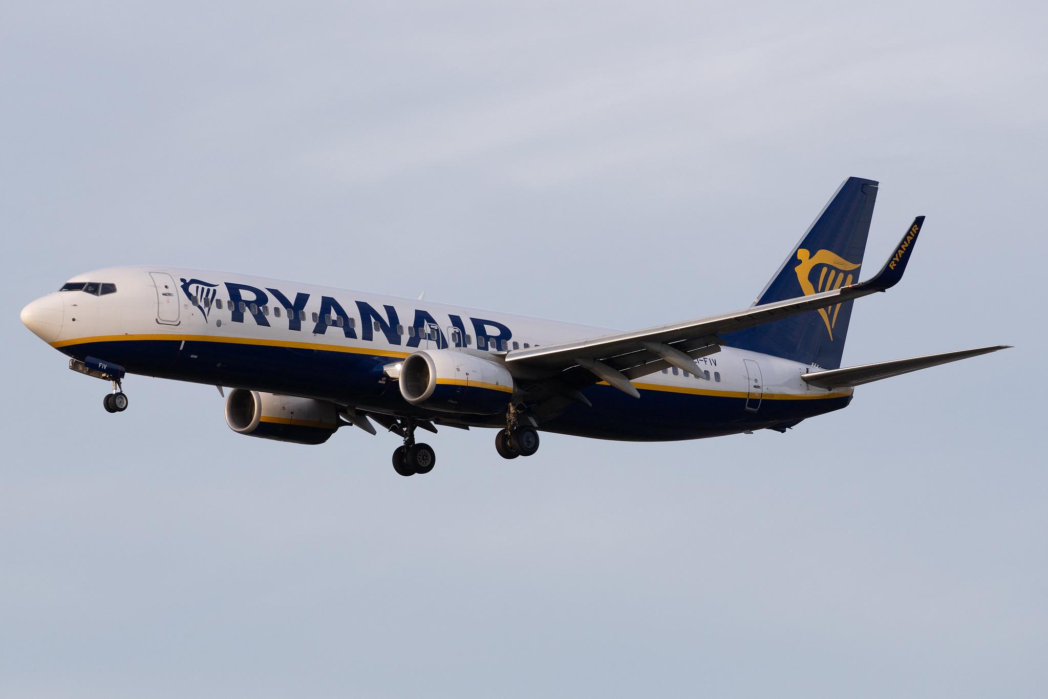 Frankfurt Airport: Ryanair (FR / RYR) |  Boeing 737-8AS B738 | EI-FIV | MSN 44705