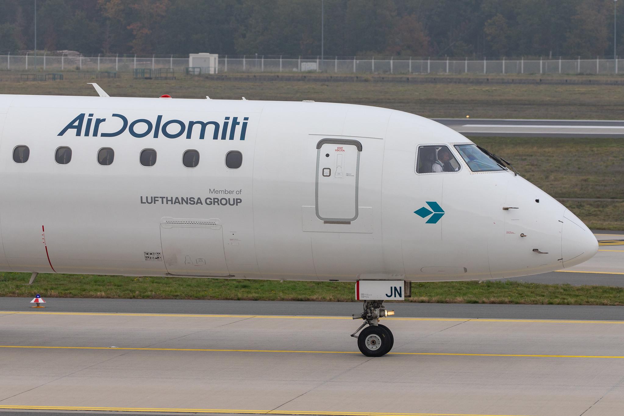 Frankfurt Airport: Air Dolomiti (EN / DLA) |  Embraer ERJ-195LR E195 | I-ADJN | MSN 19000270