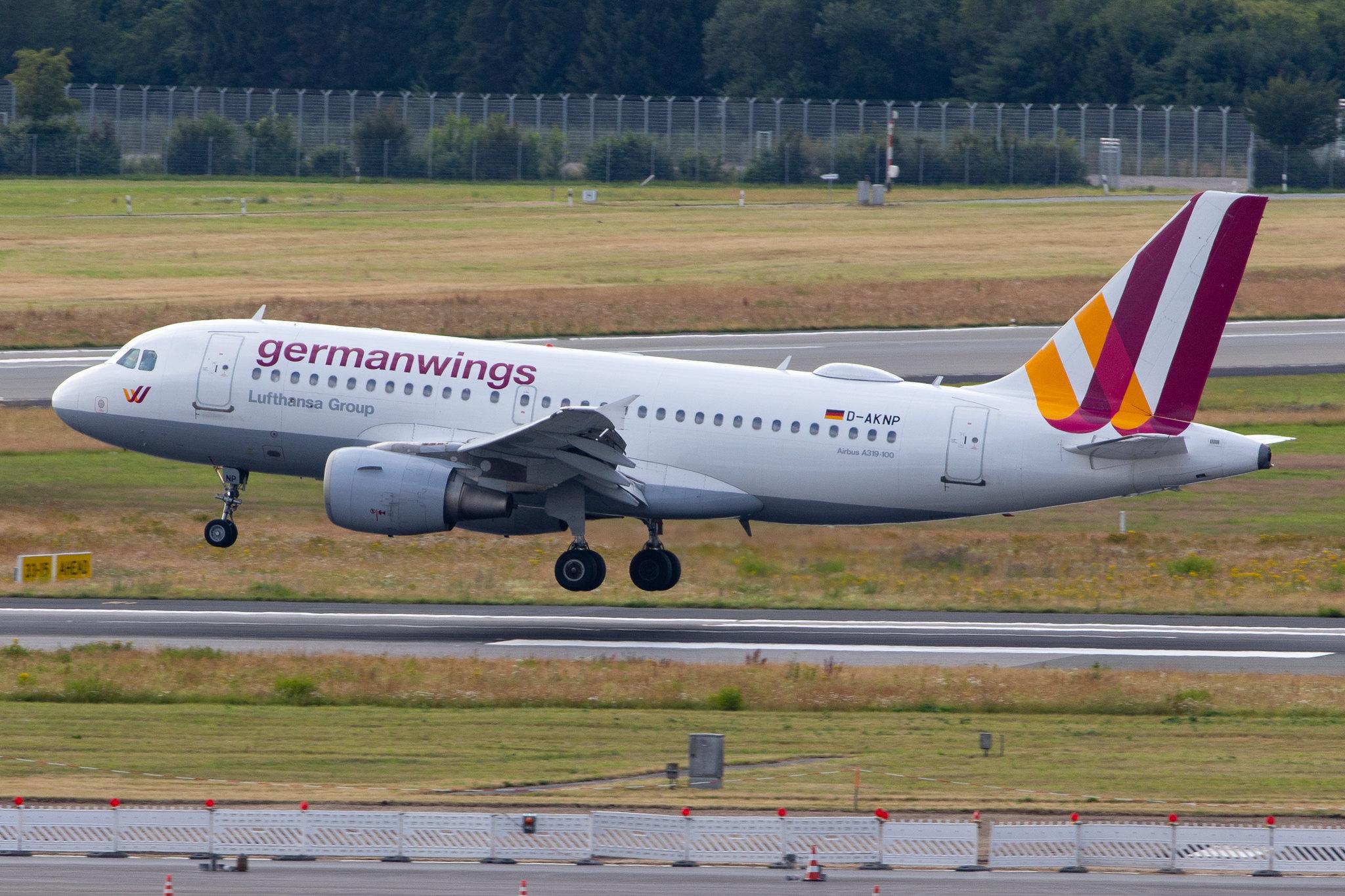 Hamburg Airport: Eurowings (EW / EWG) | Operator: Germanwings | Airbus A319-112 A319 | D-AKNP | MSN 1051
