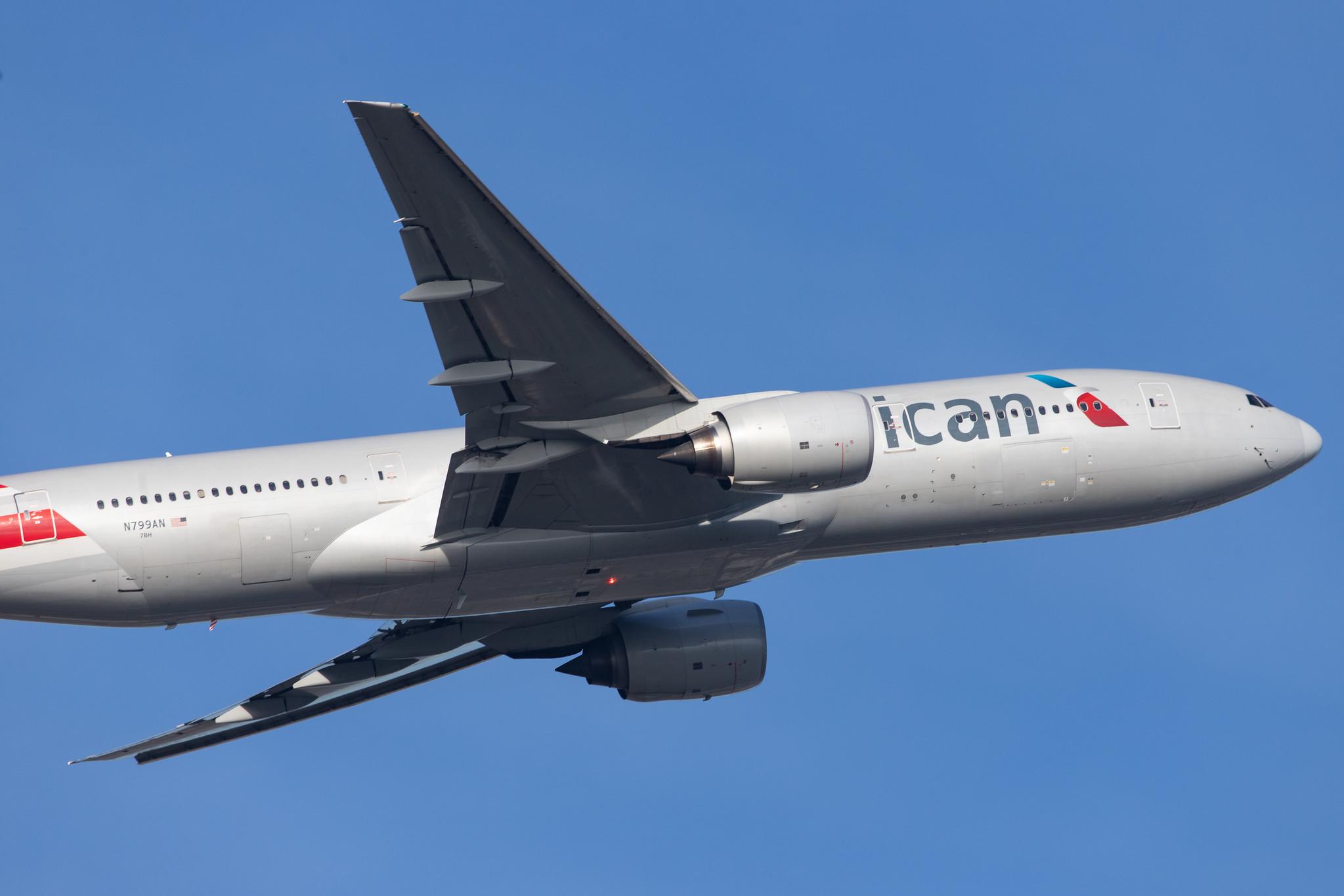 London Heathrow Airport: American Airlines (AA / AAL) |  Boeing 777-223(ER) B772 | N799AN | MSN 30258