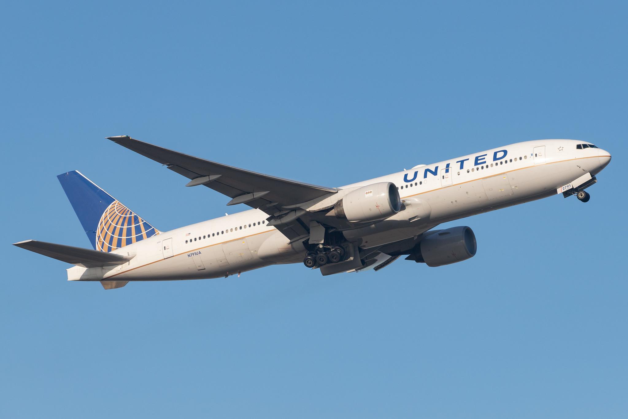 London Heathrow Airport: United Airlines (UA / UAL) |  Boeing 777-222(ER) B772 | N791UA | MSN 26933