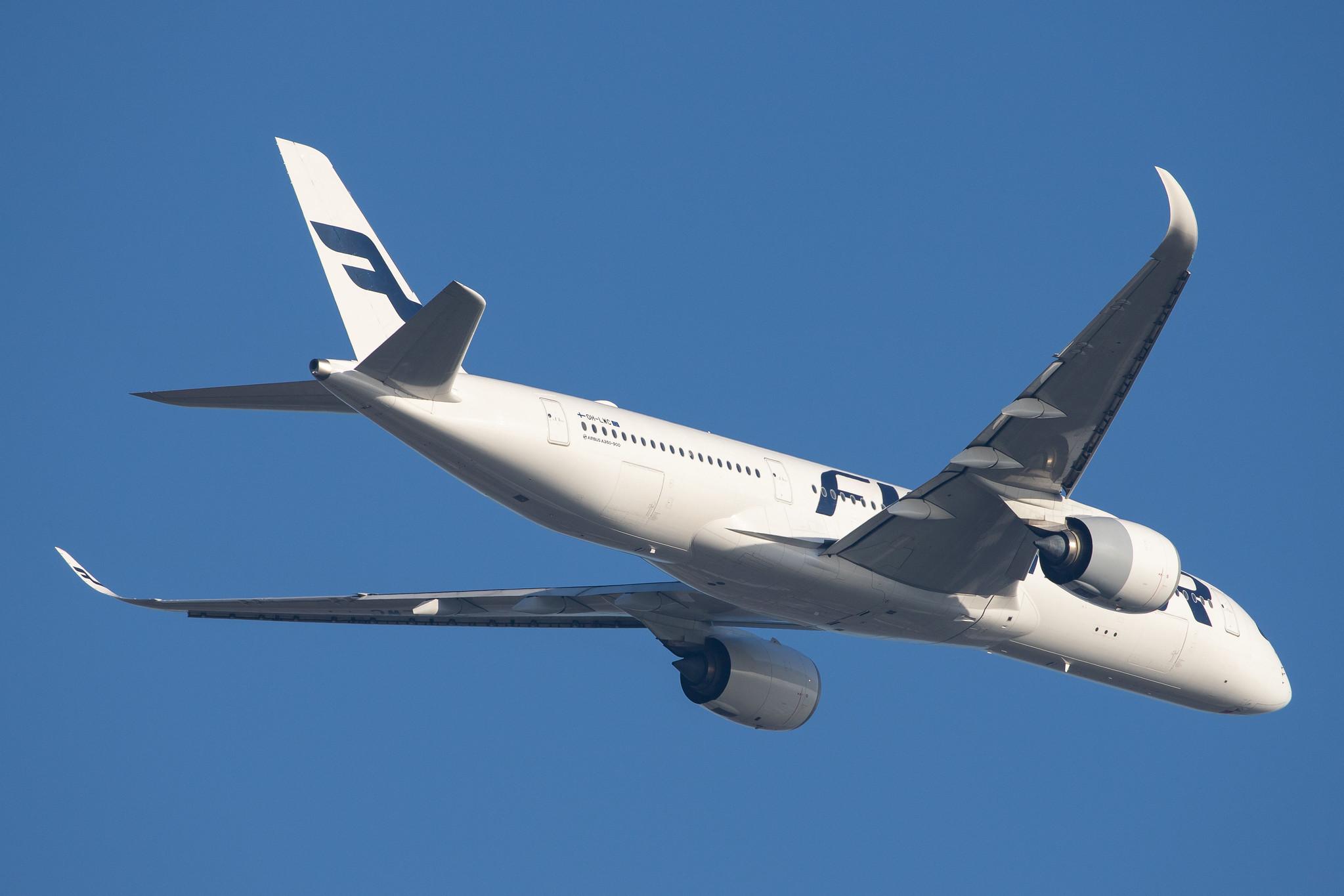 London Heathrow Airport: Finnair (AY / FIN) |  Airbus A350-941 A359 | OH-LWC | MSN 020