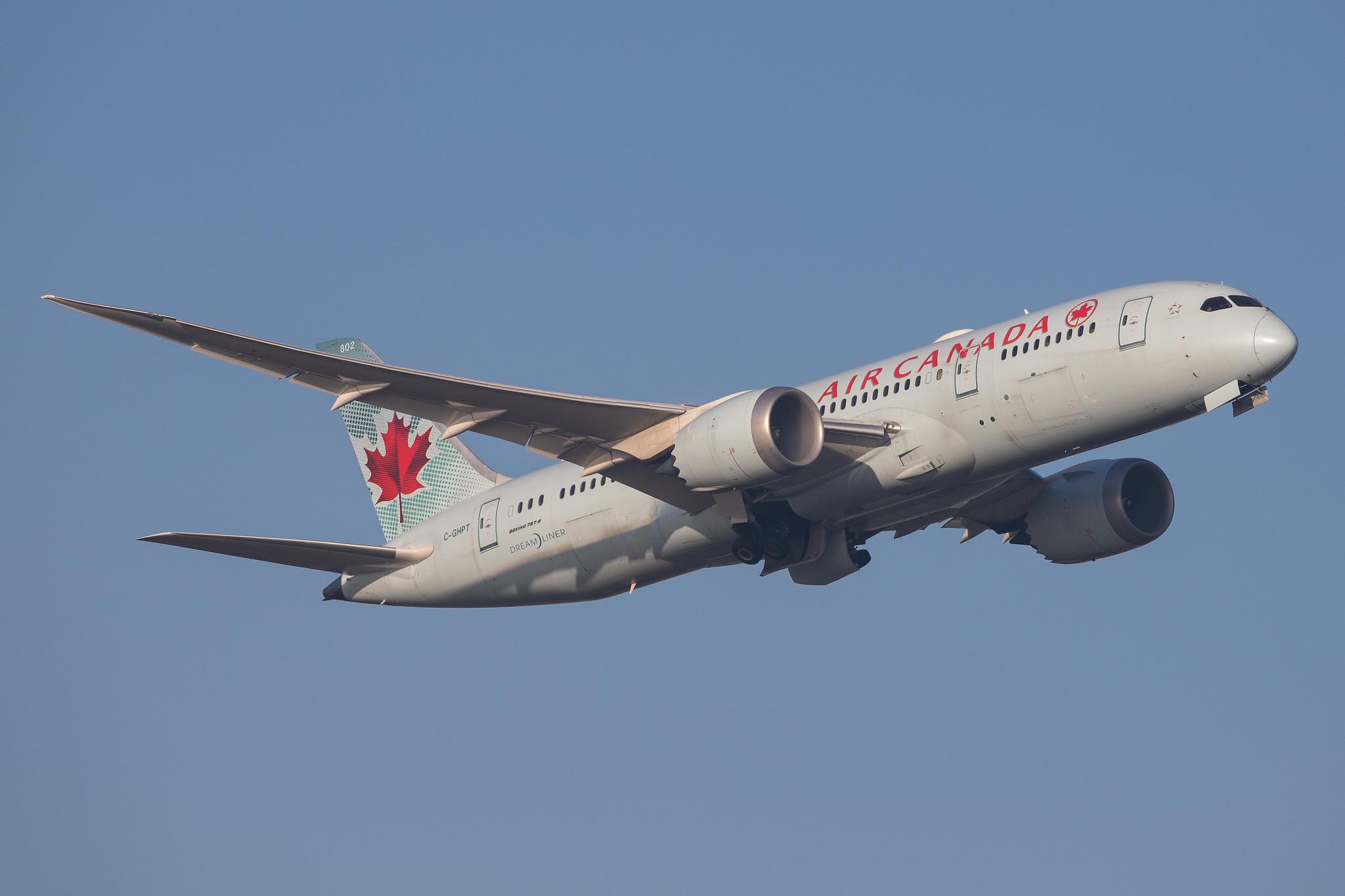 London Heathrow Airport: Air Canada (AC / ACA) |  Boeing 787-8 Dreamliner B788 | C-GHPT | MSN 35258