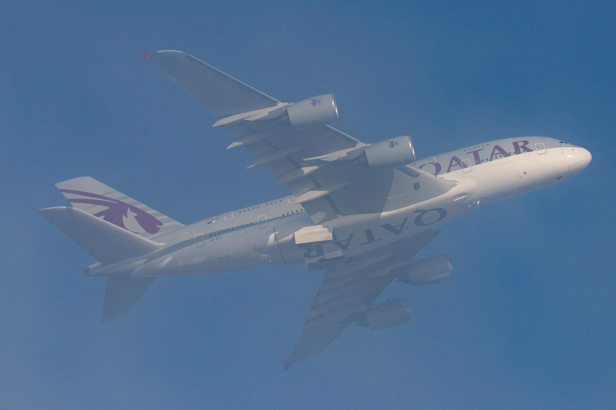London Heathrow Airport: Qatar Airways (QR / QTR) |  Airbus A380-861 A388 | A7-APJ | MSN 254