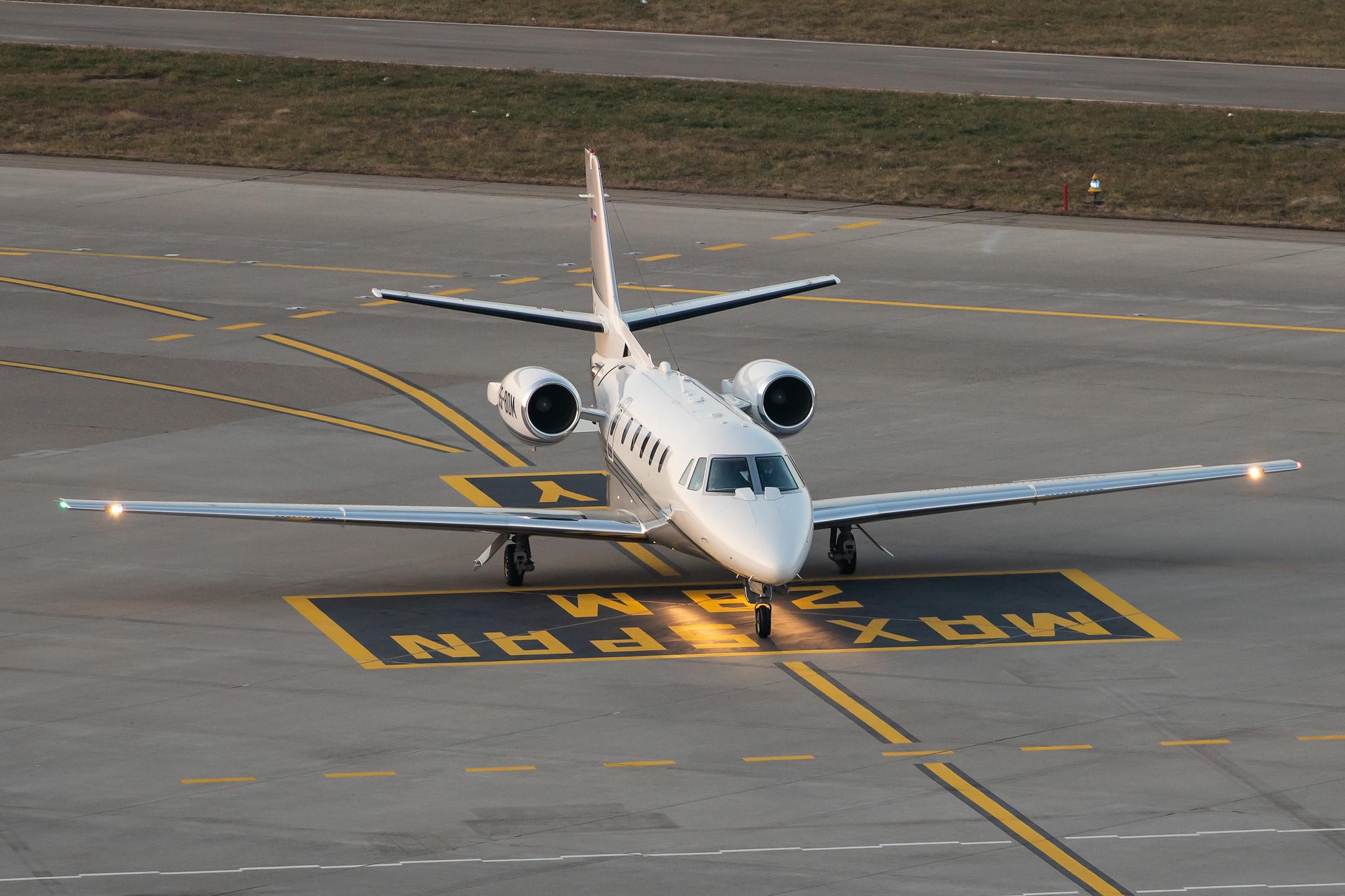 Flughafen Zürich: Private Owner |  Cessna 560XLS Citation Excel + C56X | S5-BDM | MSN 560-6126