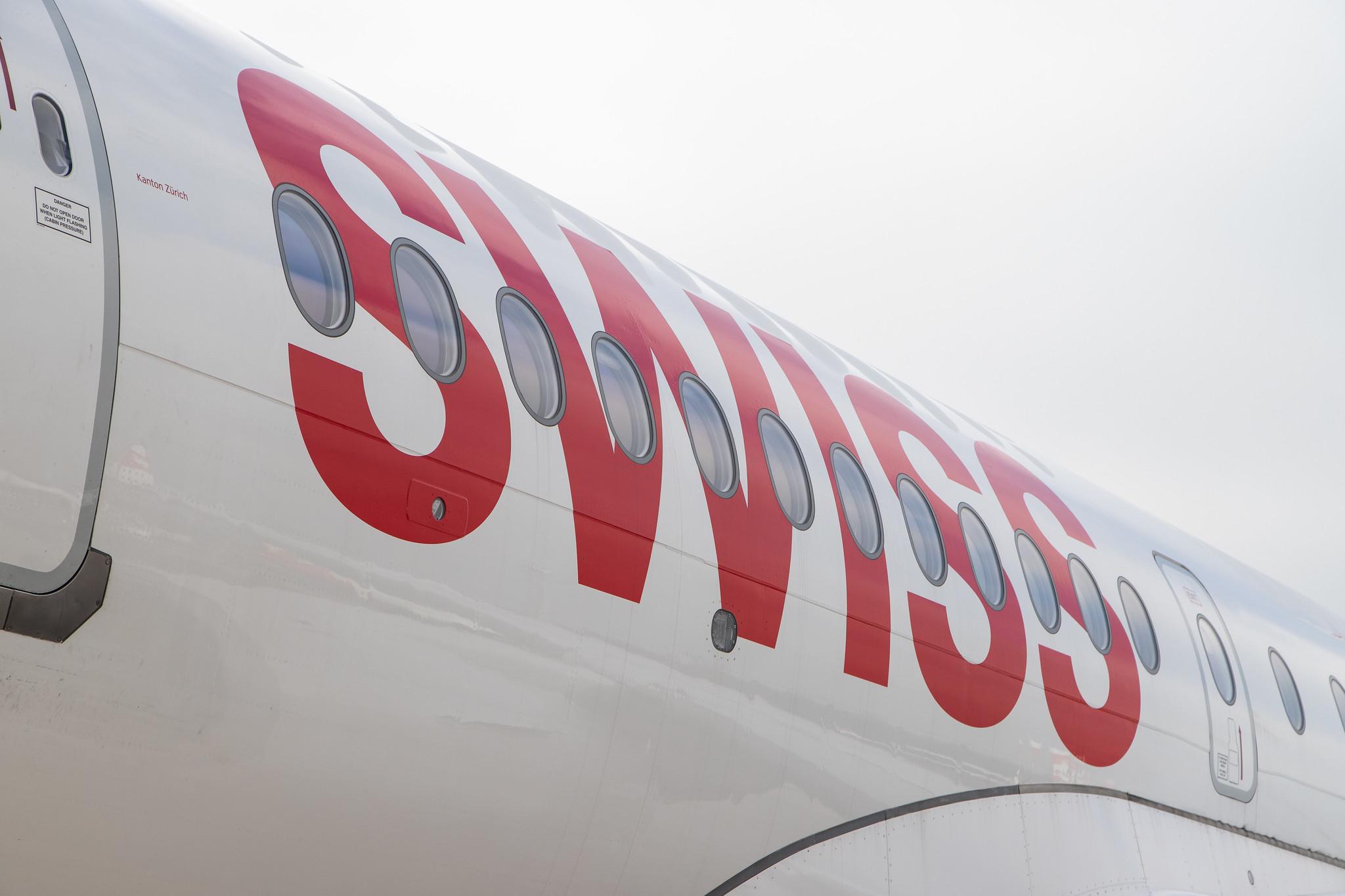 Flughafen Zürich: Swiss (LX / SWR) |  Airbus A220-100 BCS1 | HB-JBA | MSN 50010