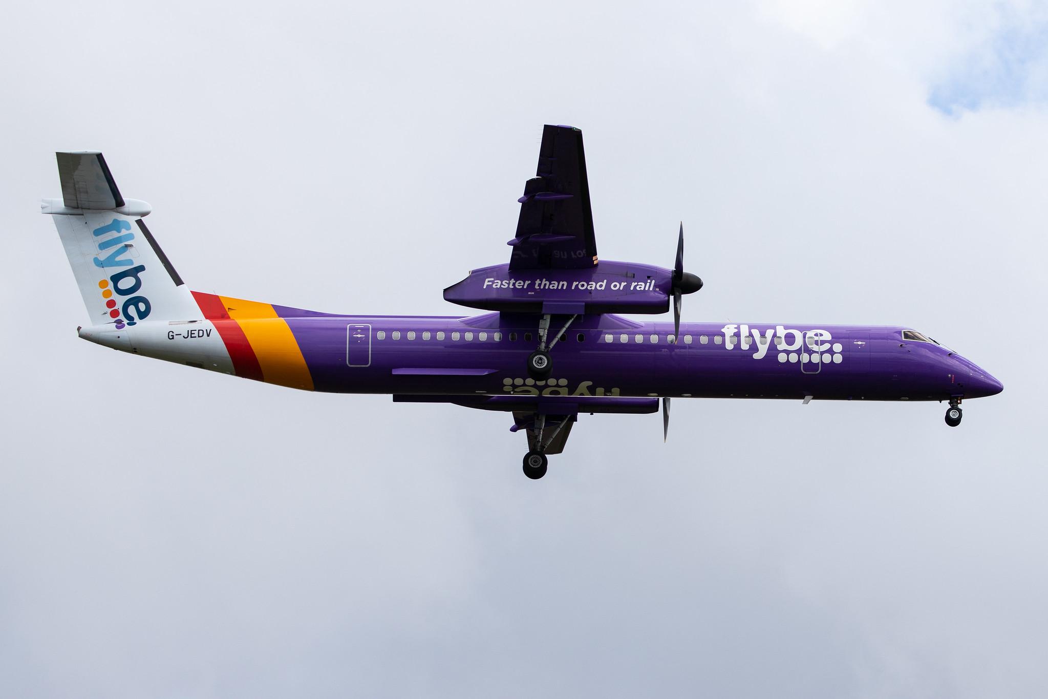 London Heathrow Airport: Flybe (BE / BEE) |  De Havilland Canada Dash 8-400 DH8D | G-JEDV | MSN 4090