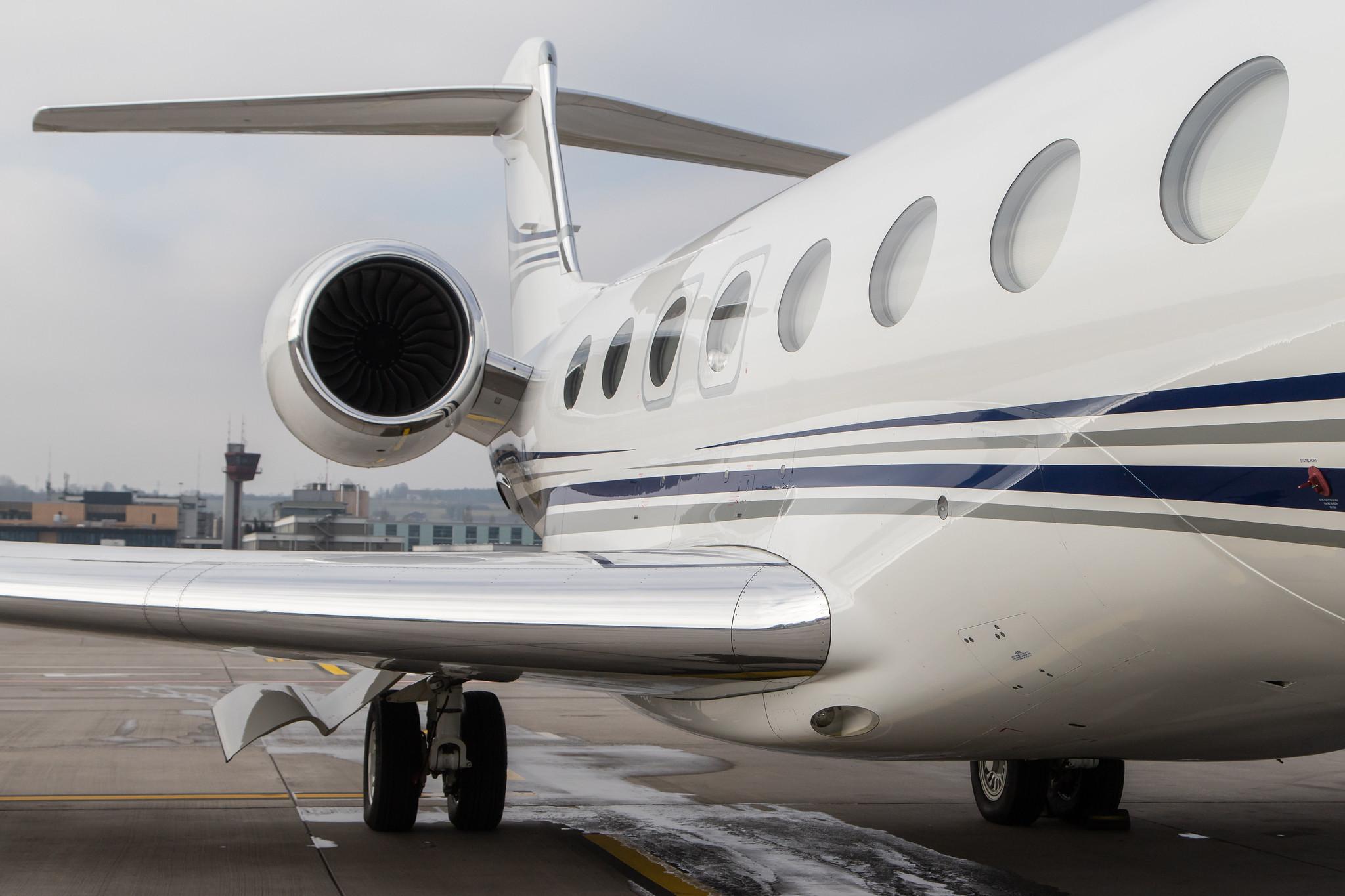 Flughafen Zürich: Jet Aviation Flight Services (/ JAS) |  Gulfstream G650 GLF6 | N1777M | MSN 6094