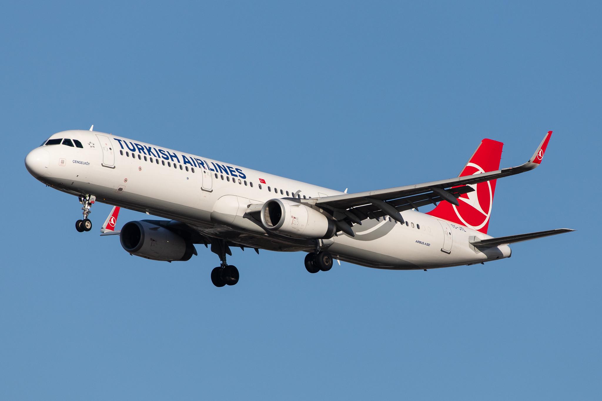 London Heathrow Airport: Turkish Airlines (TK / THY) |  Airbus A321-231 A321 | TC-JTL | MSN 7166