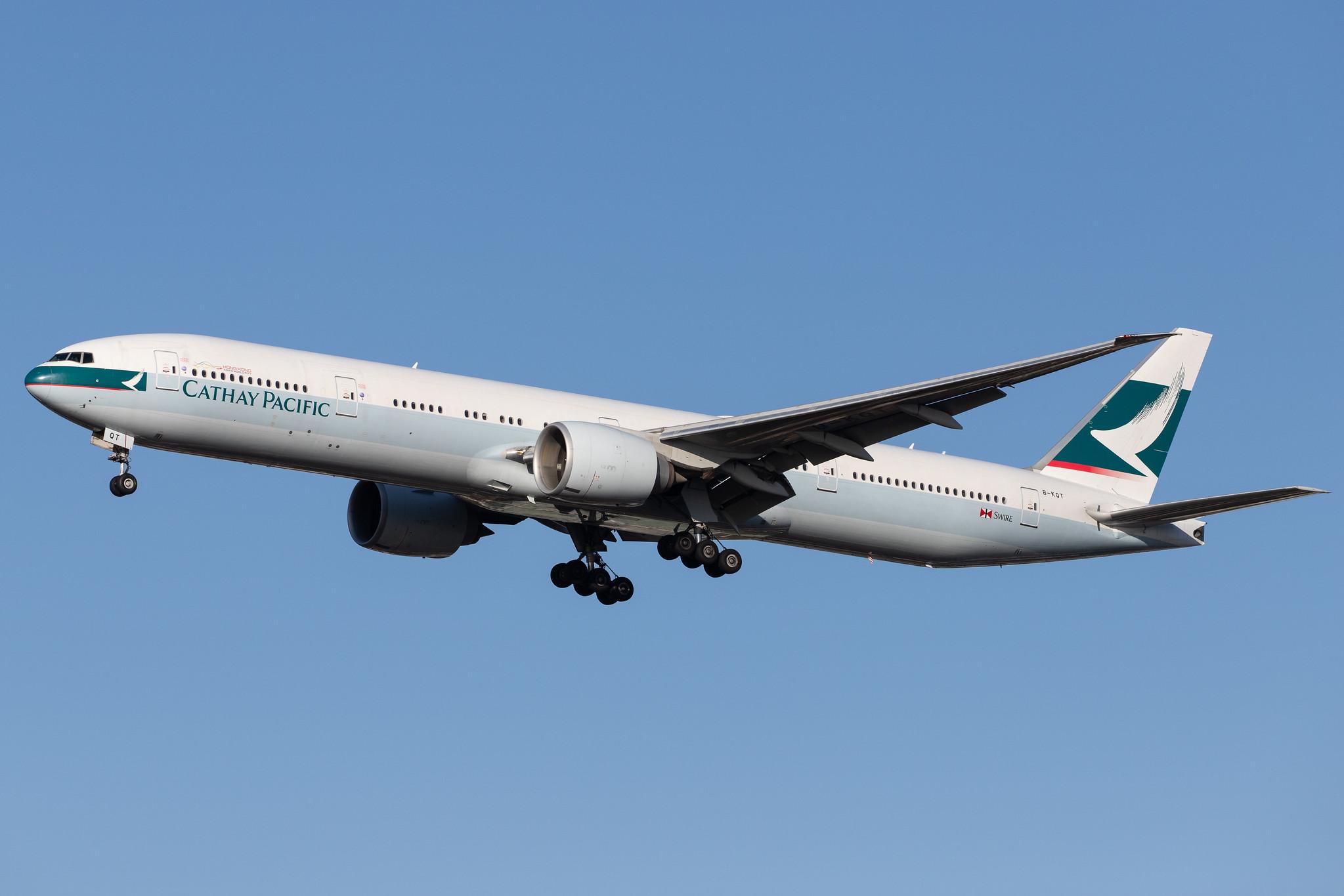 London Heathrow Airport: Cathay Pacific (CX / CPA) |  Boeing 777-367(ER) B77W | B-KQT | MSN 41766