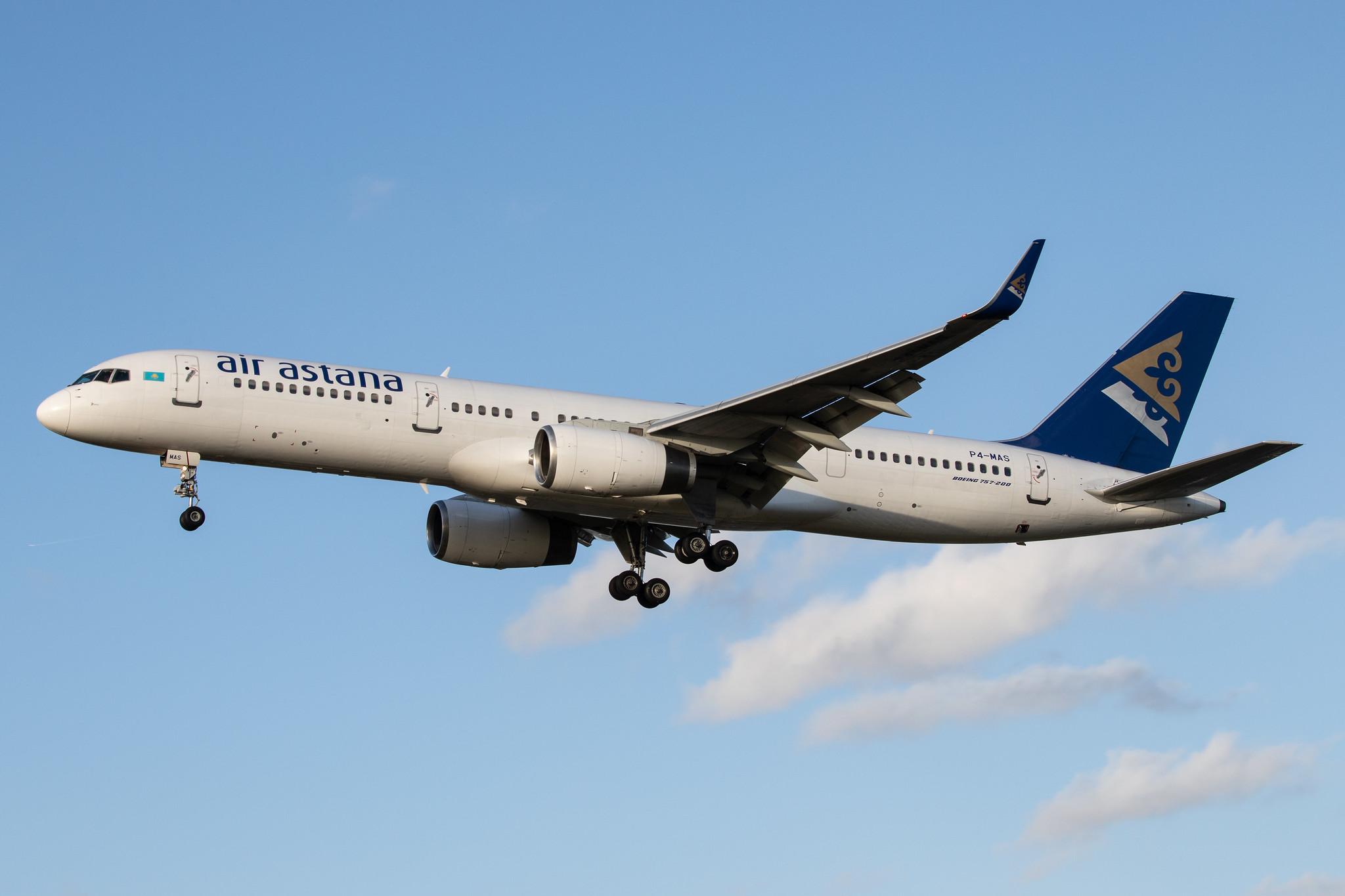 London Heathrow Airport: Air Astana (KC / KZR) |  Boeing 757-28A B752 | P4-MAS | MSN 29306