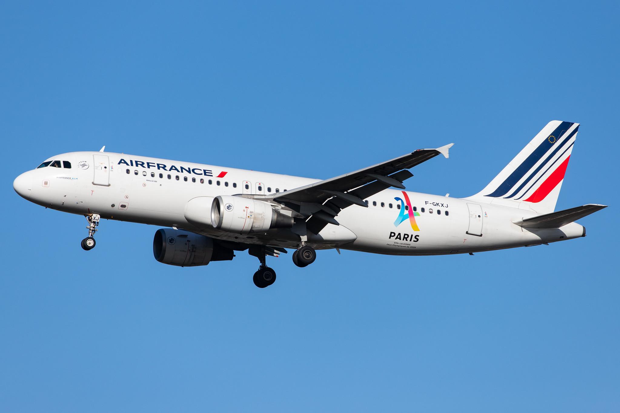 London Heathrow Airport: Air France (AF / AFR) |  Airbus A320-214 A320 | F-GKXJ | MSN 1900