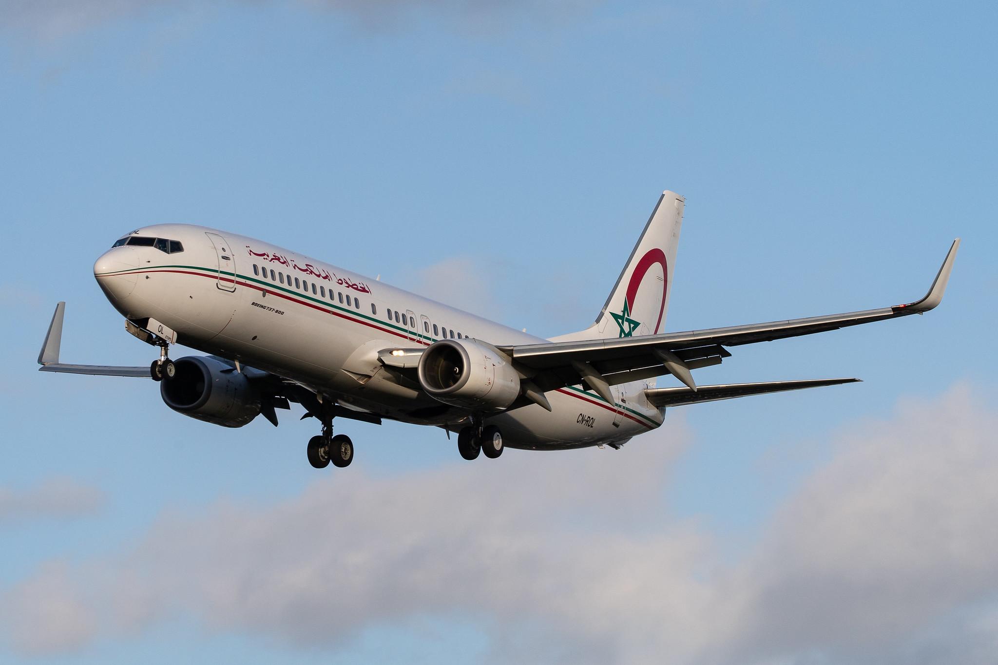 London Heathrow Airport: Royal Air Maroc (AT / RAM) |  Boeing 737-8B6 B738 | CN-ROL | MSN 33065