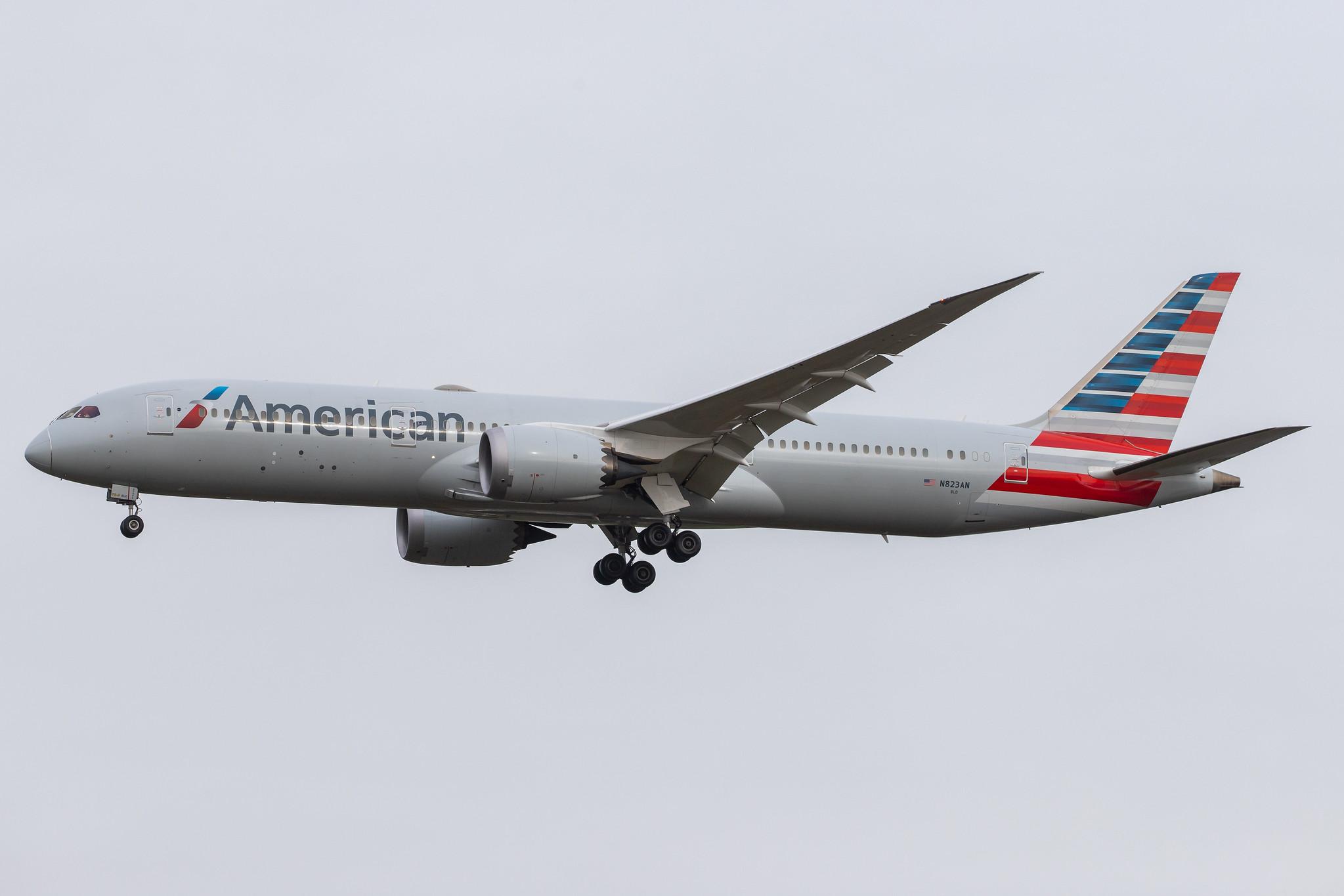 London Heathrow Airport: American Airlines (AA / AAL) |  Boeing 787-9 Dreamliner B789 | N823AN | MSN 40641
